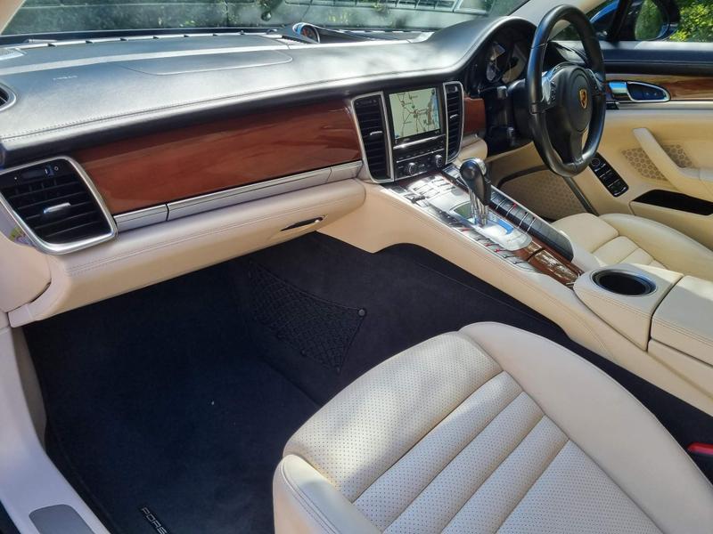 Porsche Panamera - Image 8
