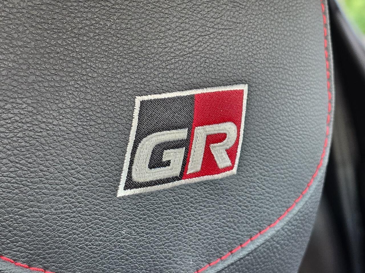 Toyota Hilux - Image 5