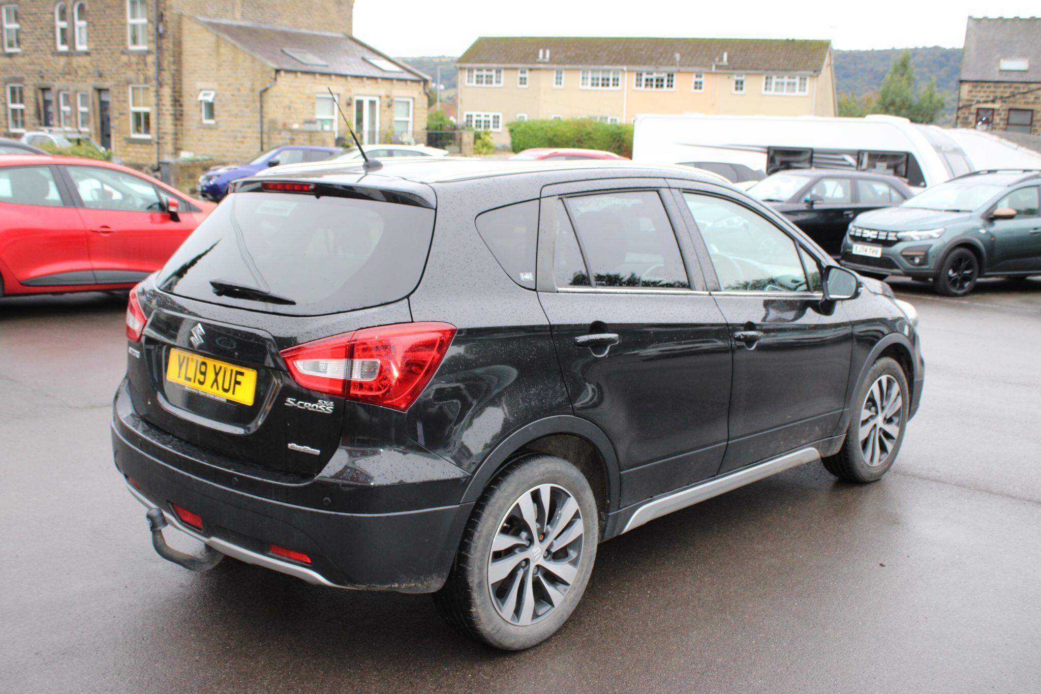Suzuki SX4 S-Cross - Image 10