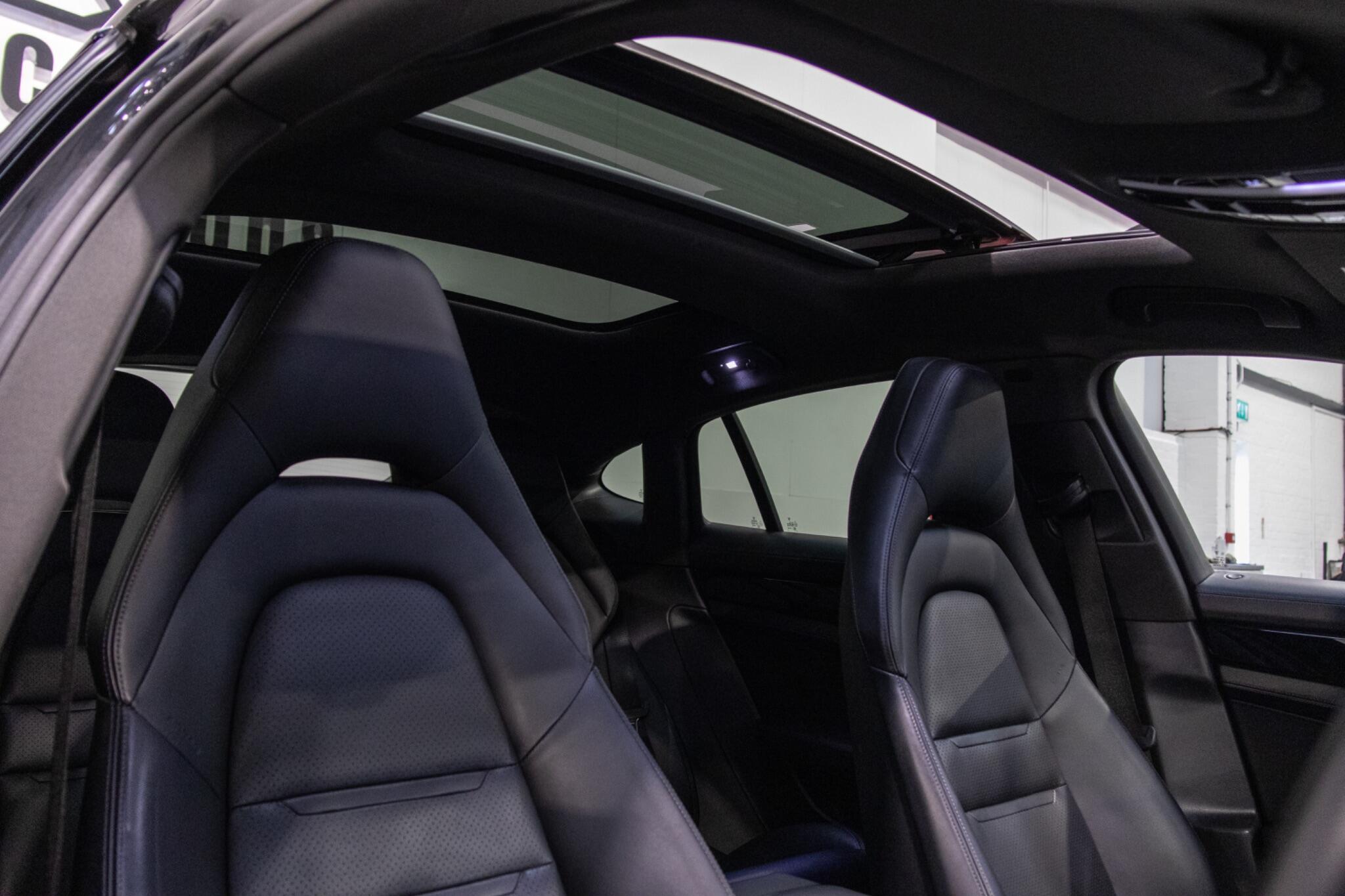 Porsche Panamera - Image 16