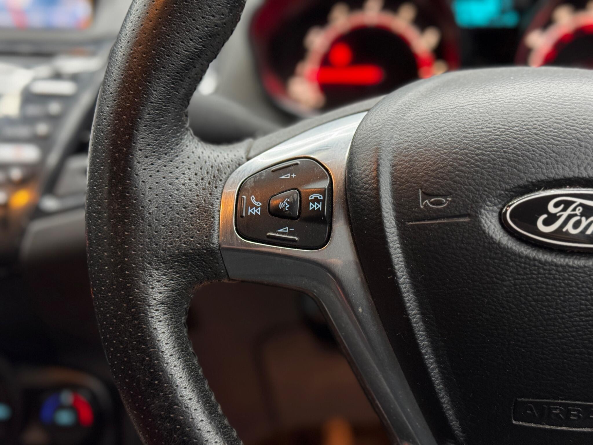 Ford Fiesta - Image 19