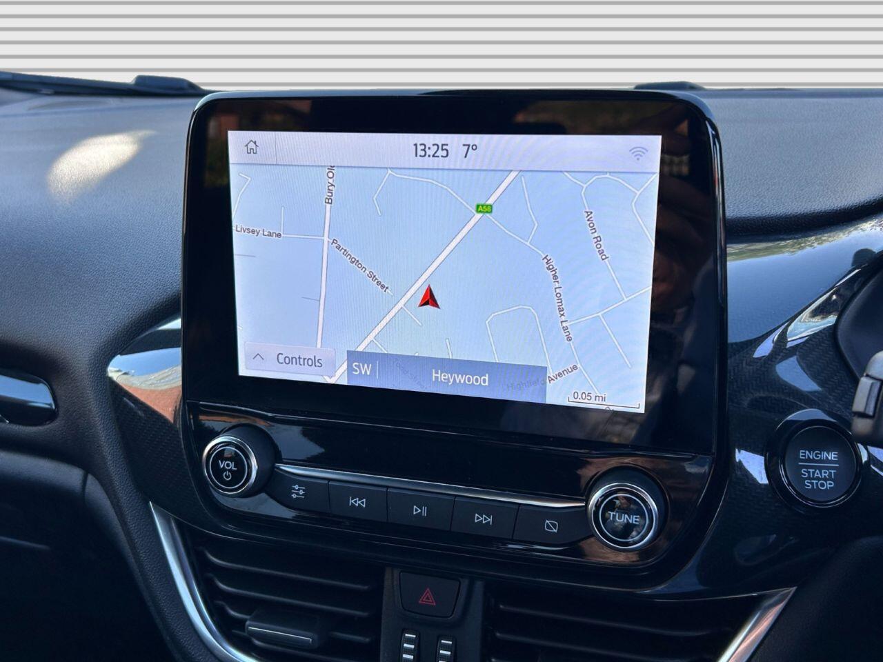 Ford Fiesta - Image 21