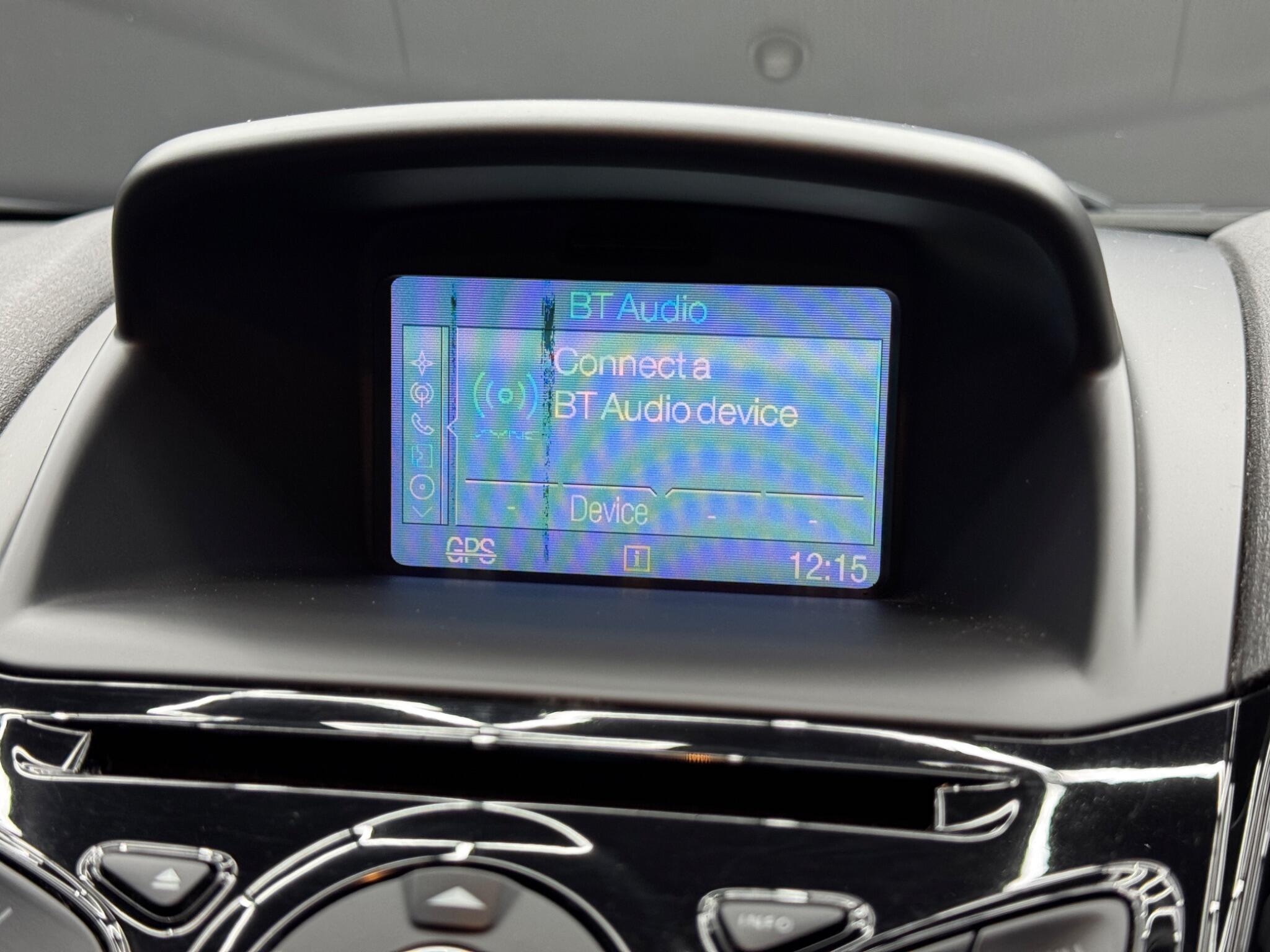 Ford Fiesta - Image 27