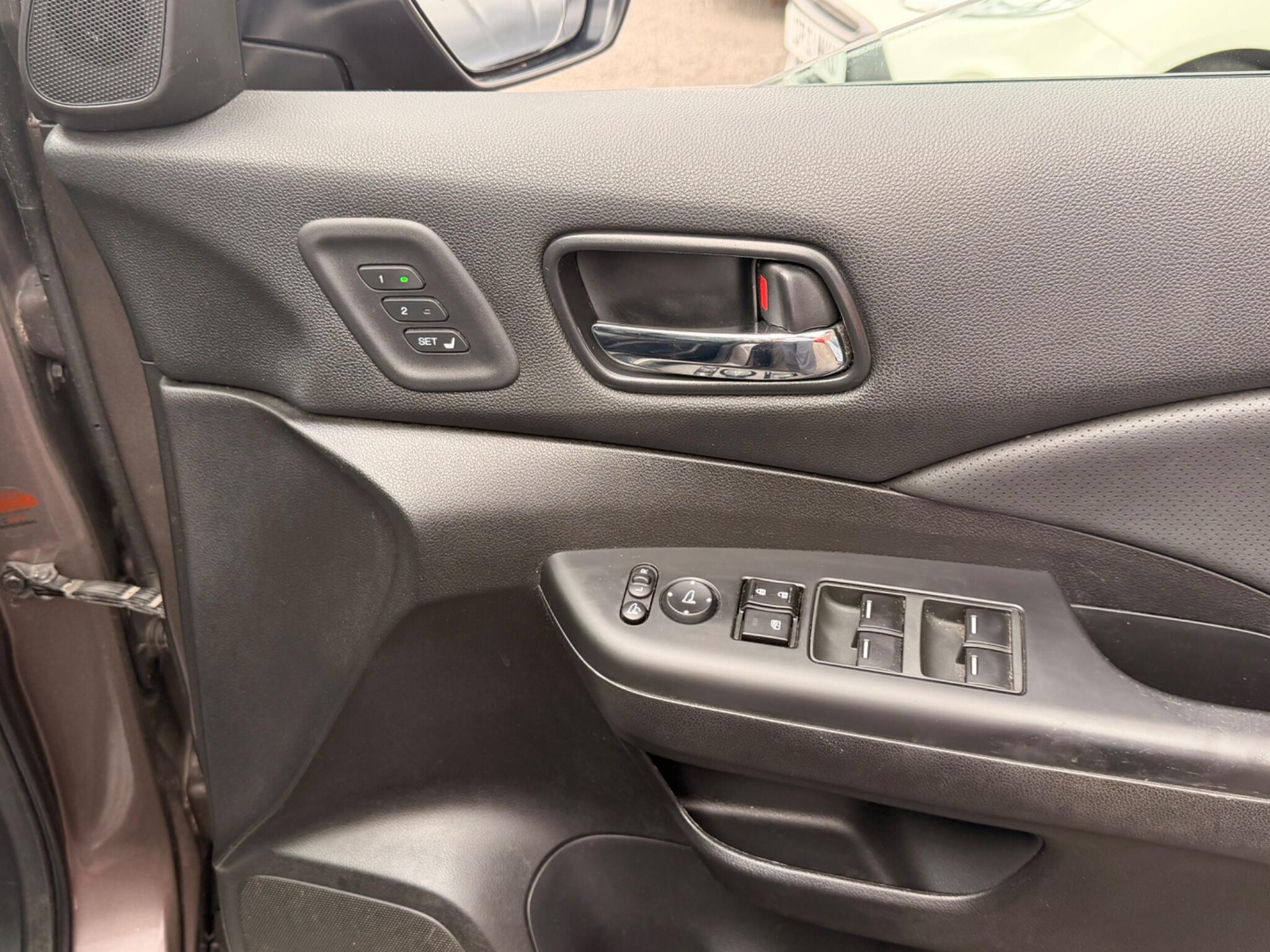 Honda CR-V - Image 20