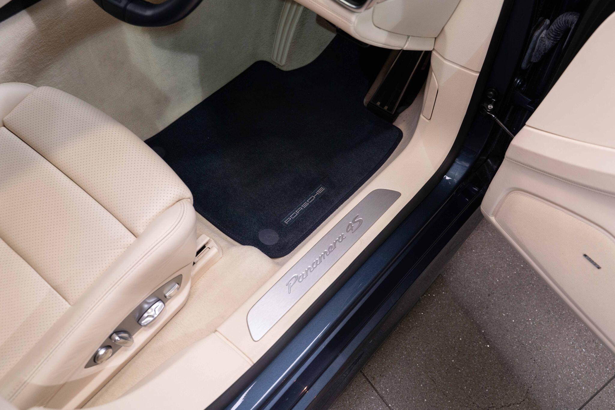 Porsche Panamera - Image 48