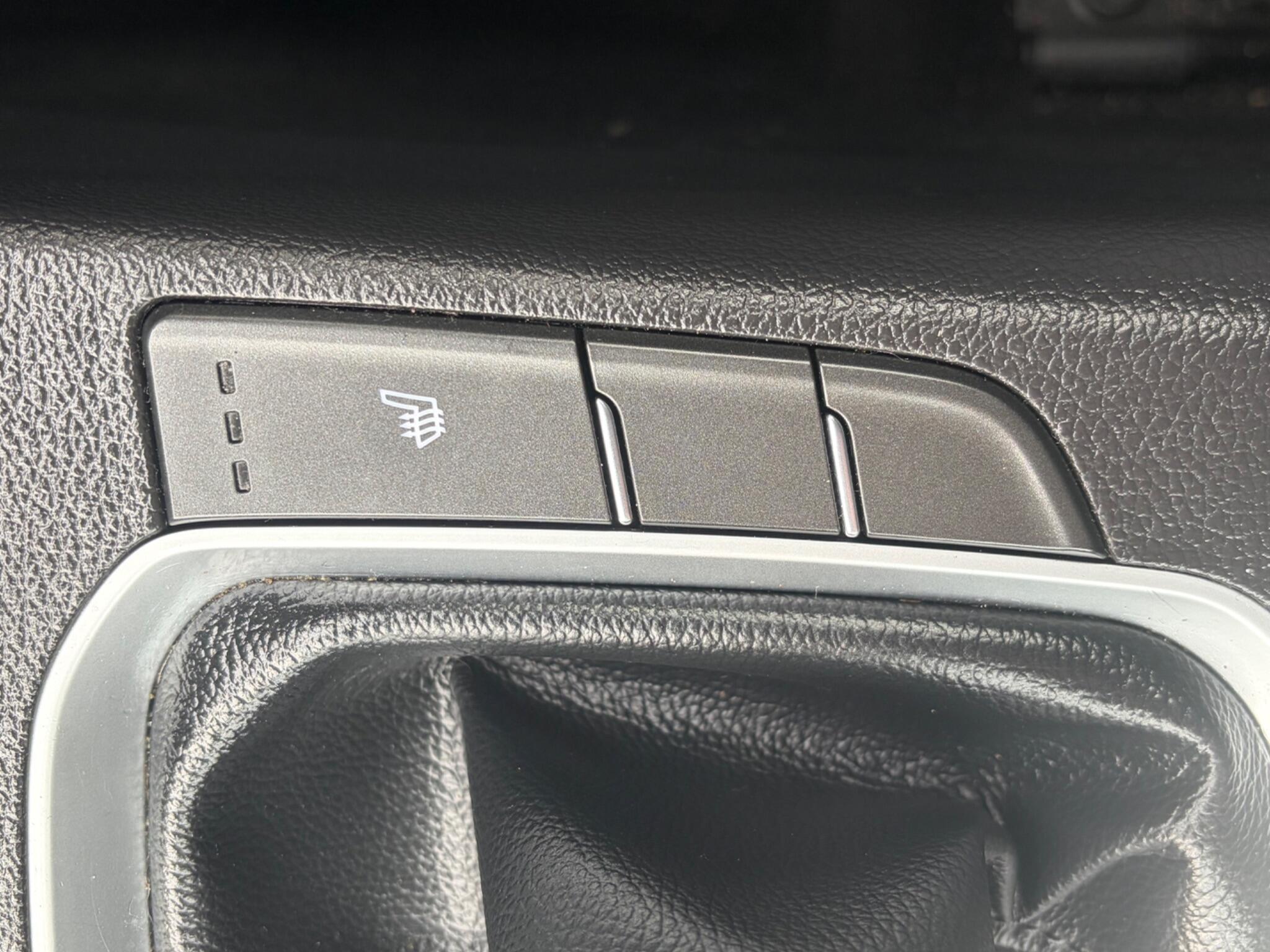 Hyundai i30 - Image 21