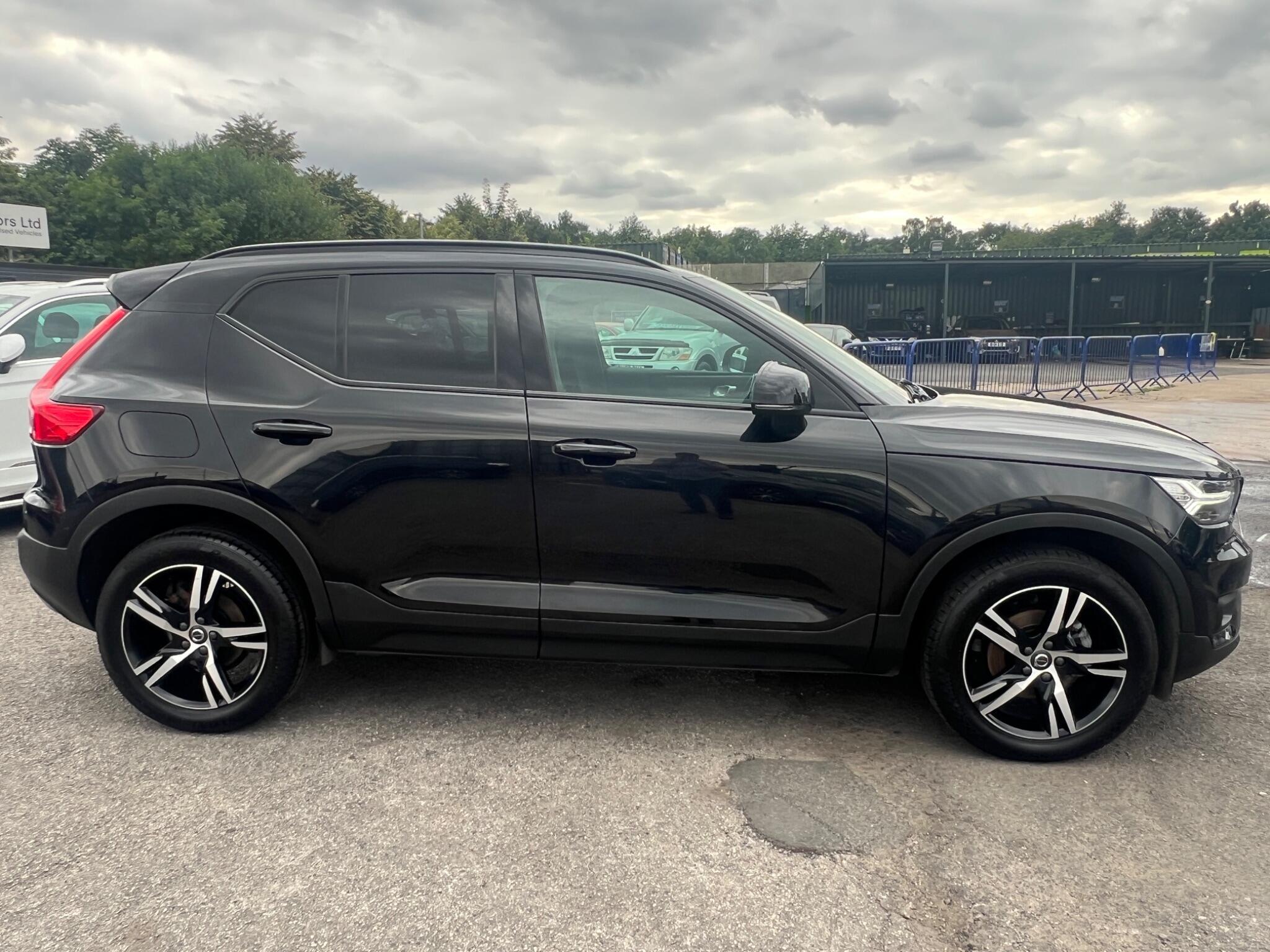 Volvo XC40 - Image 9