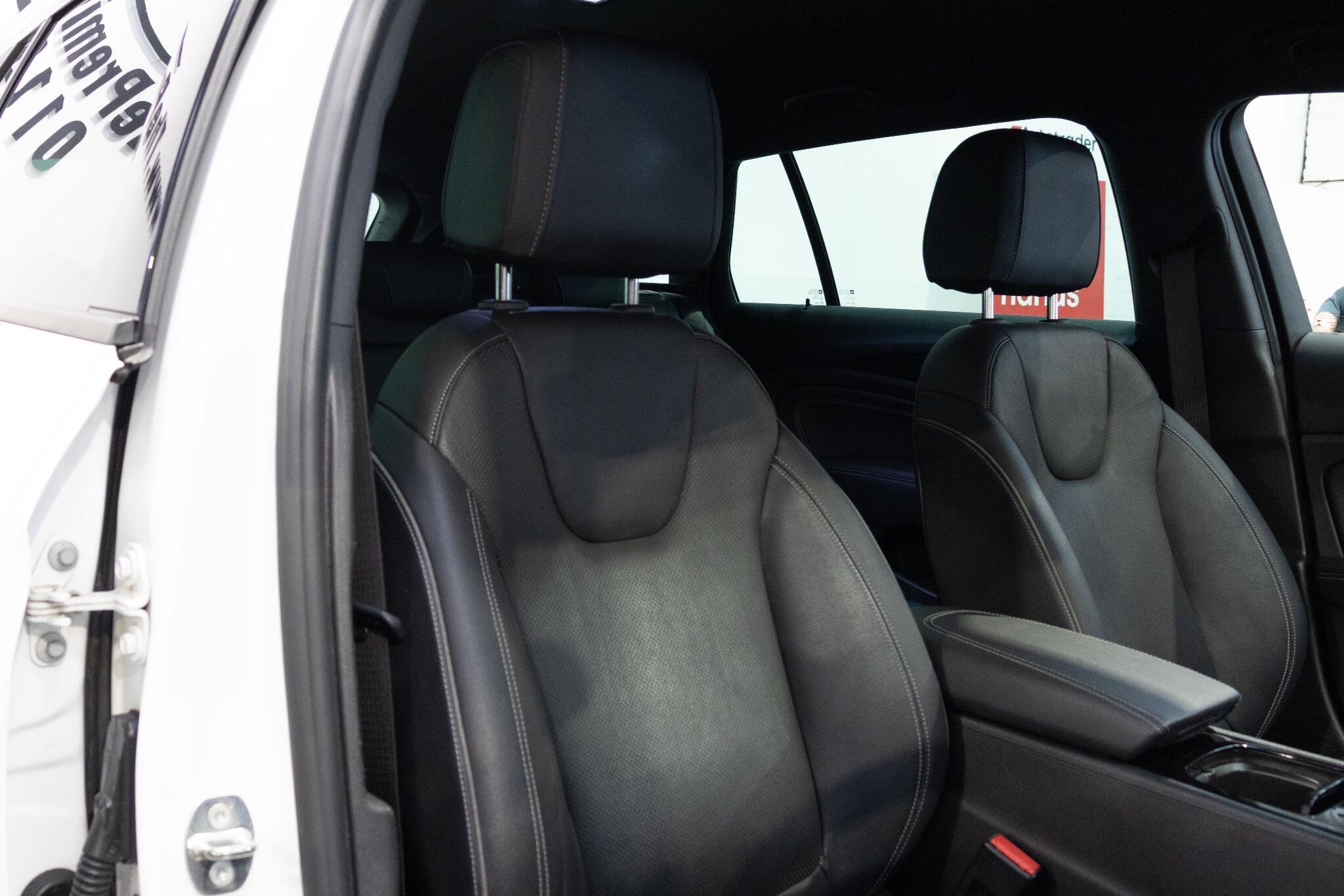 Vauxhall Insignia - Image 22