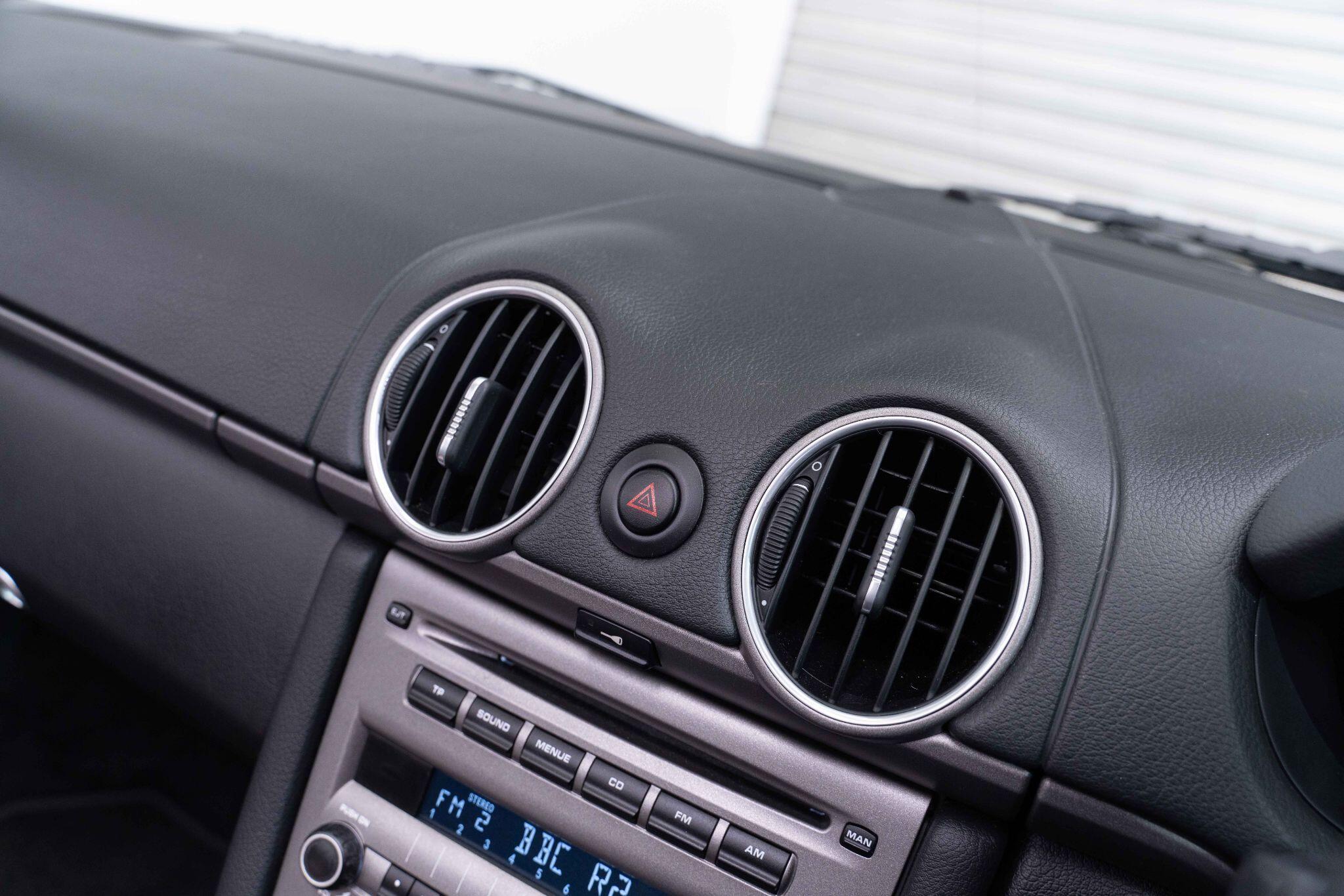 Porsche Boxster - Image 14