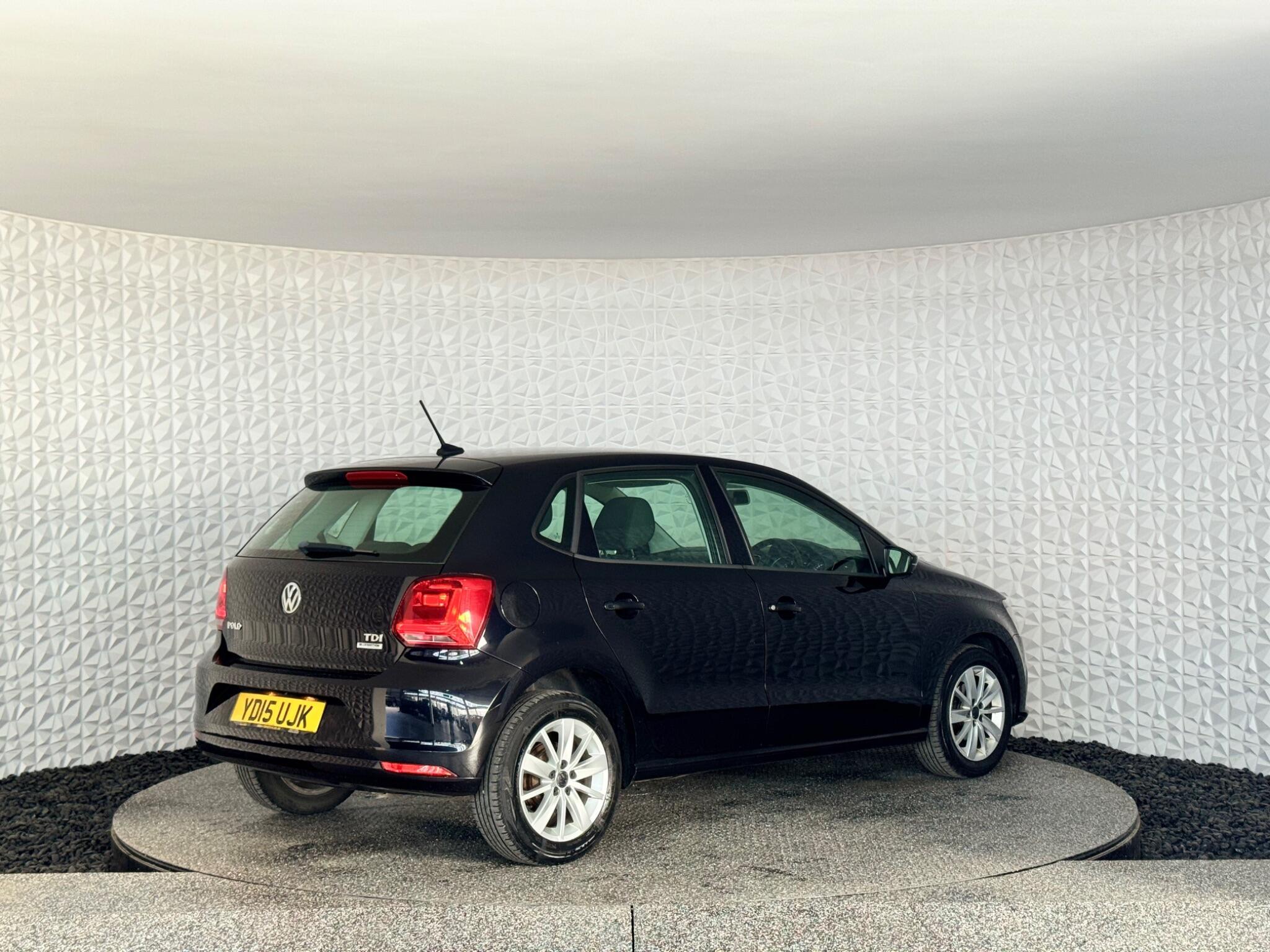 Volkswagen Polo - Image 10