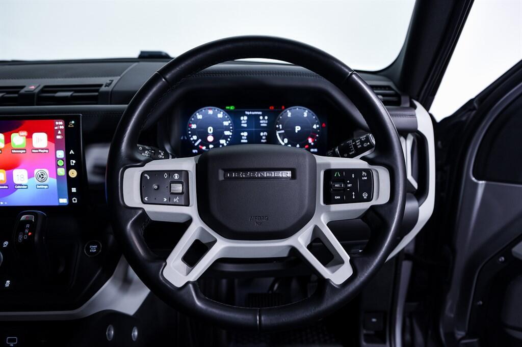 Land Rover Defender 90 - Image 22