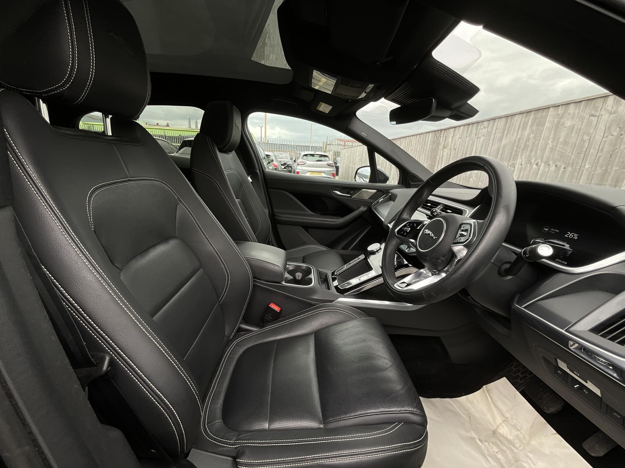 Jaguar I-Pace - Image 8