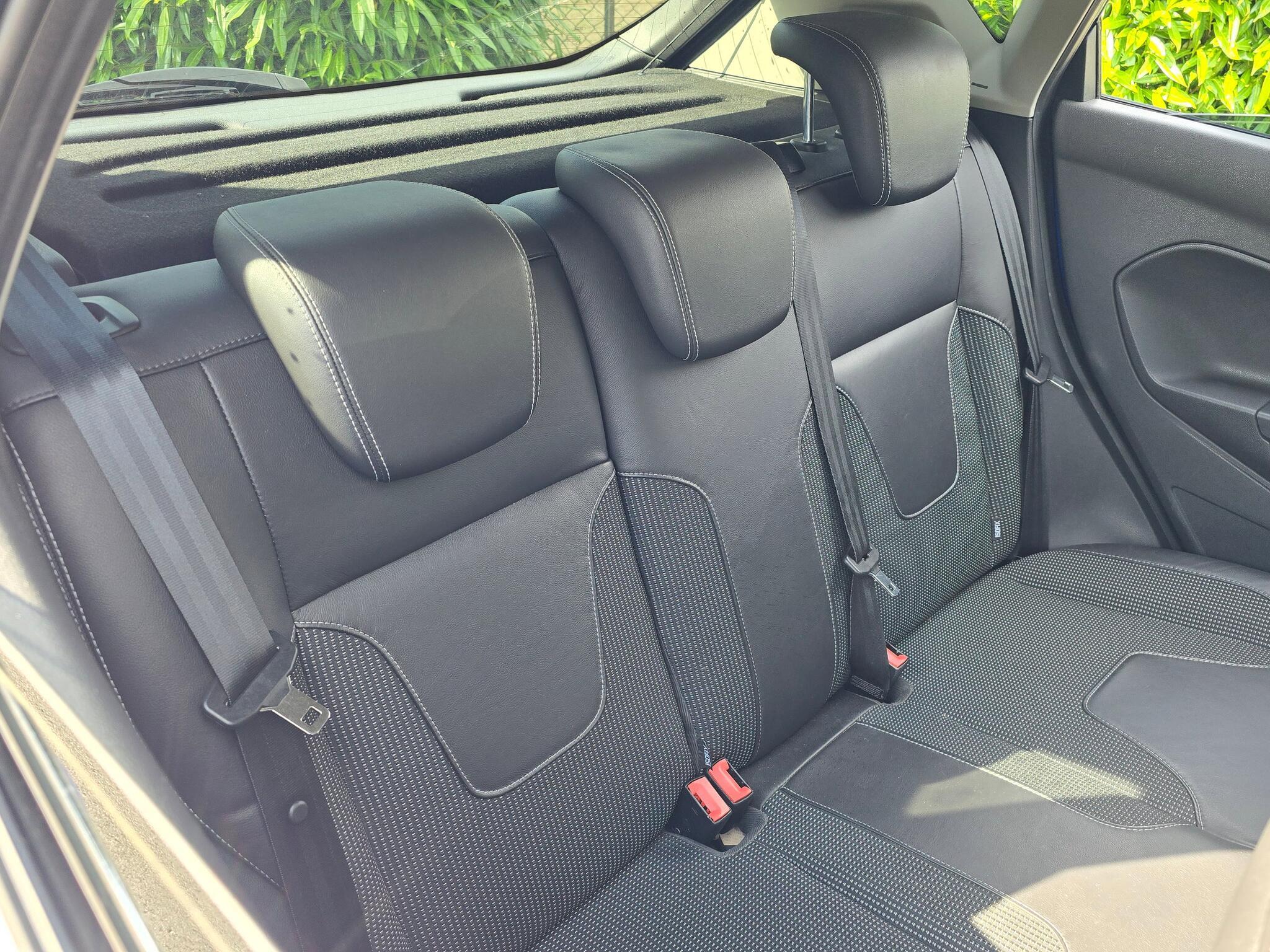 Ford Fiesta - Image 7