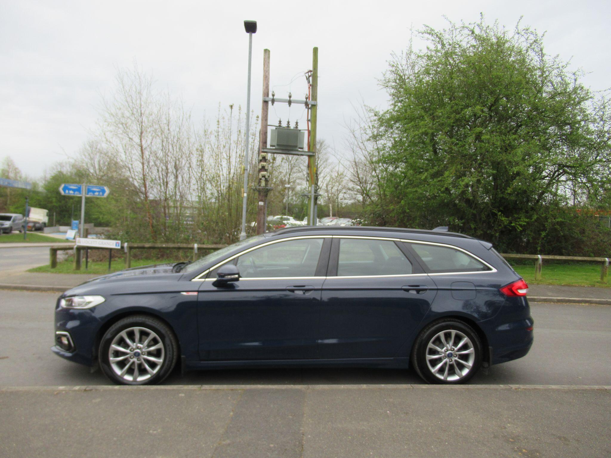 Ford Mondeo - Image 7