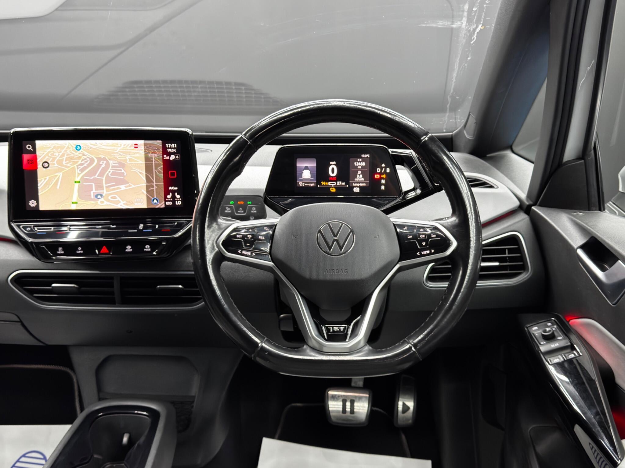 Volkswagen ID.3 - Image 18