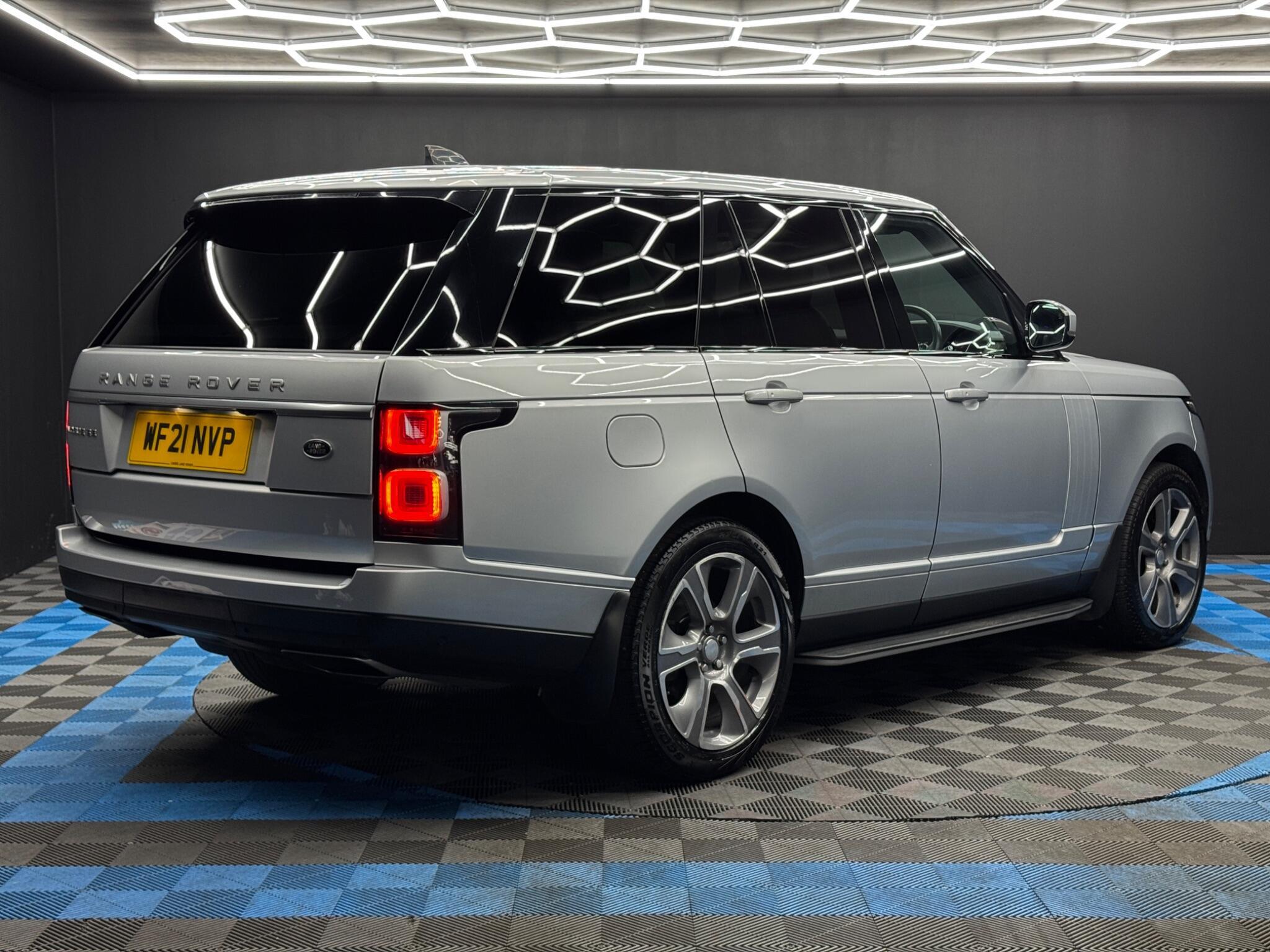 Land Rover Range Rover - Image 5