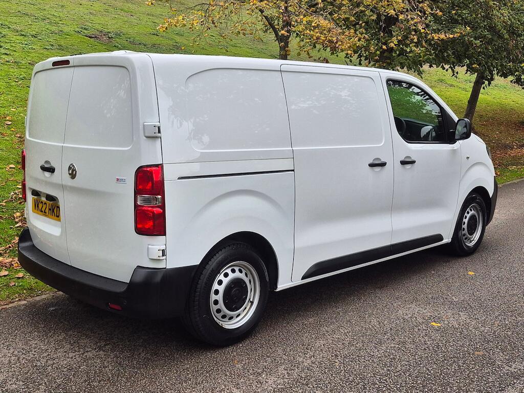 Vauxhall Vivaro - Image 7