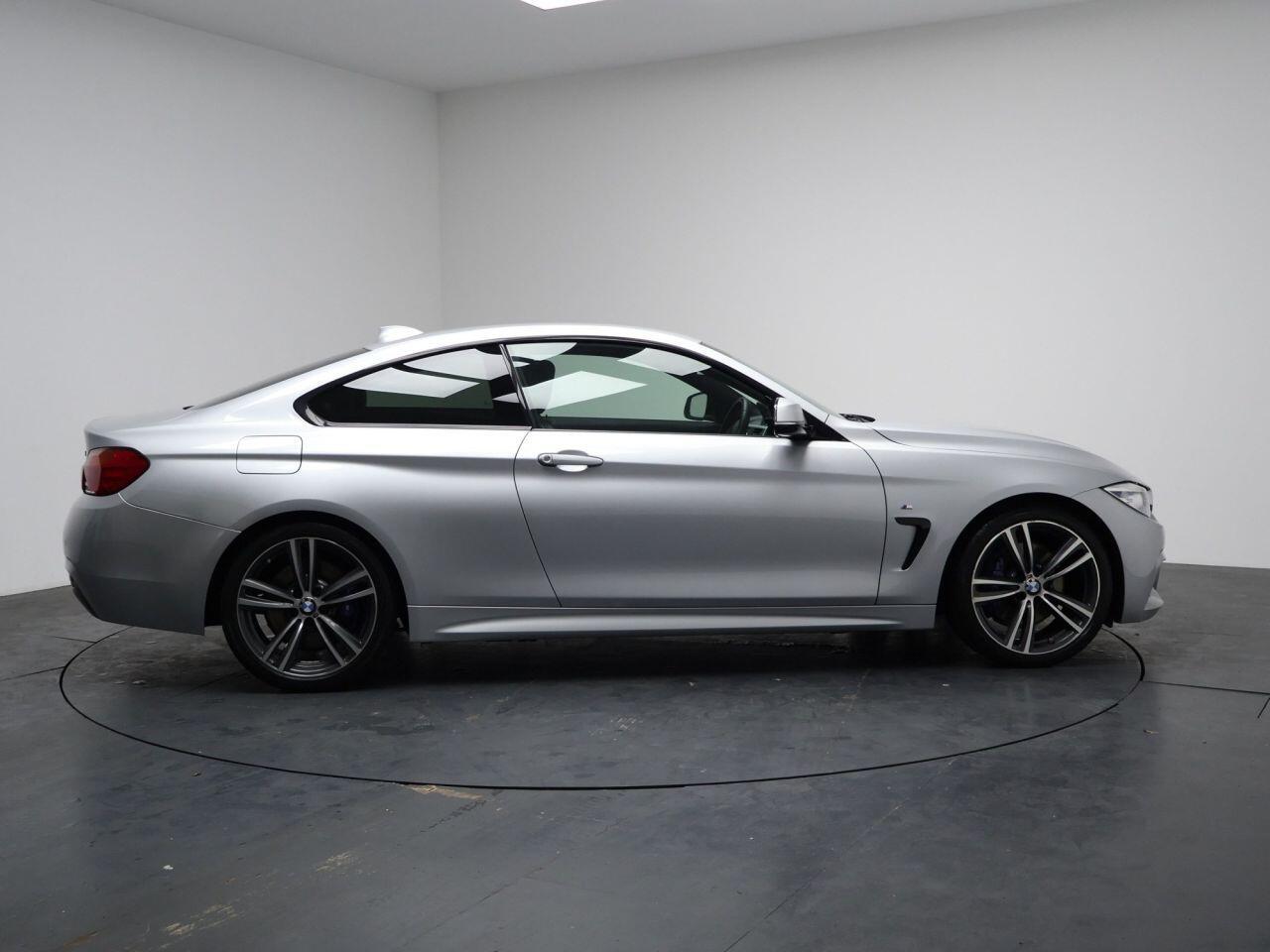 BMW 4 Series - Image 24
