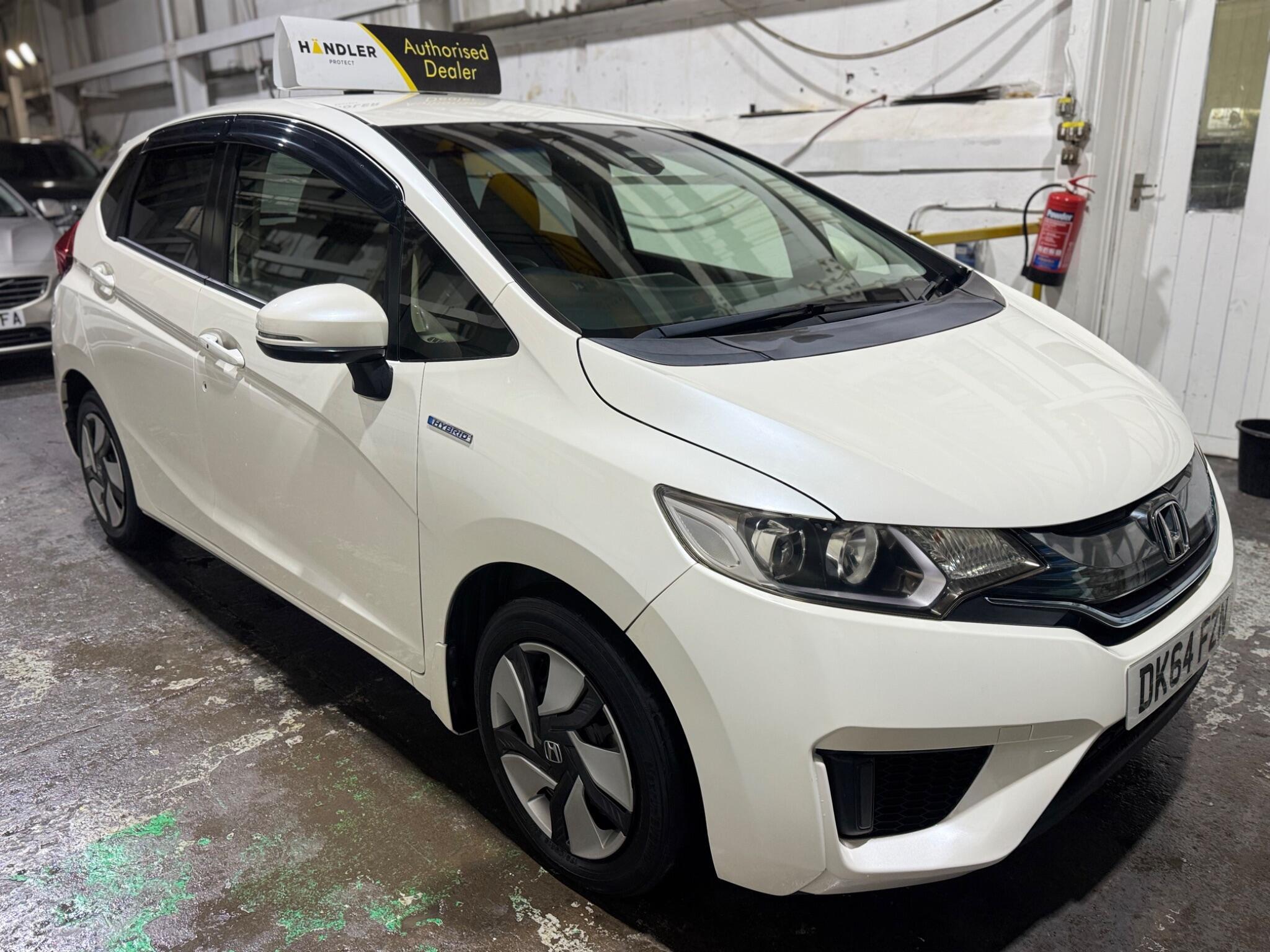 Honda FIT - Image 17