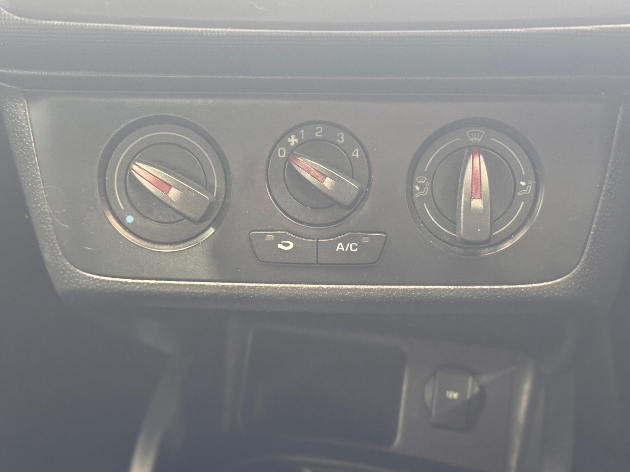 SEAT Ibiza - Image 28