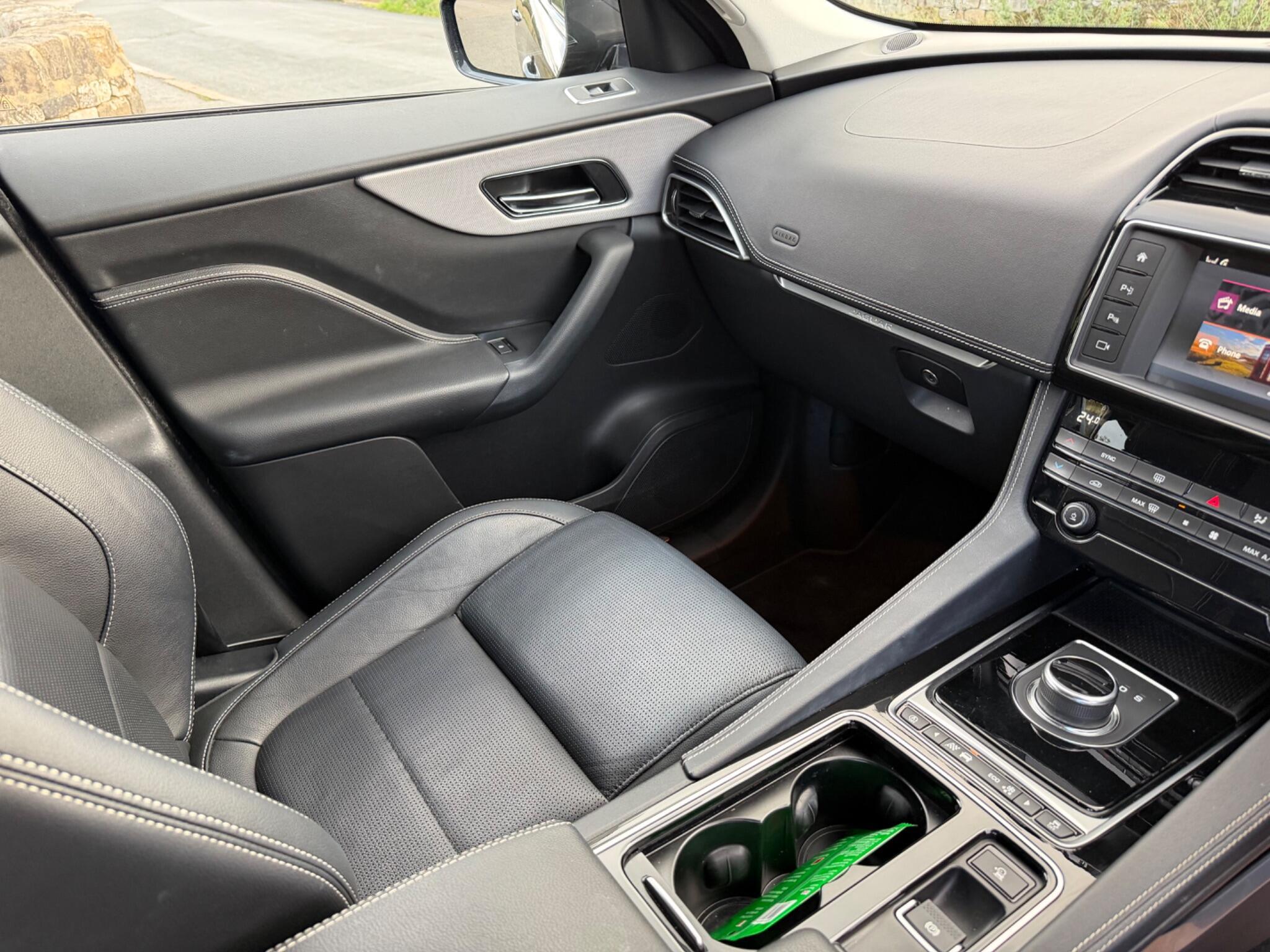 Jaguar F-Pace - Image 20