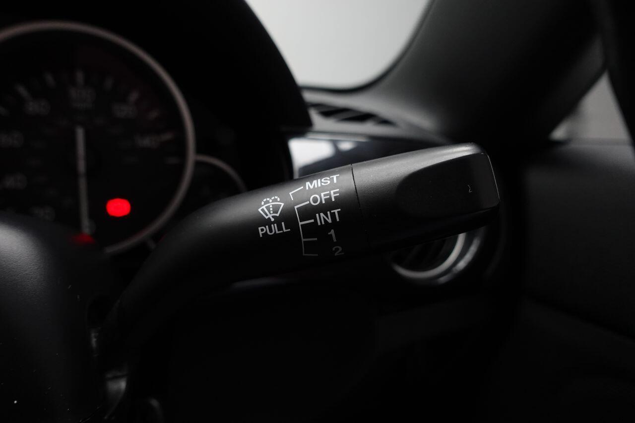 Mazda MX-5 - Image 33