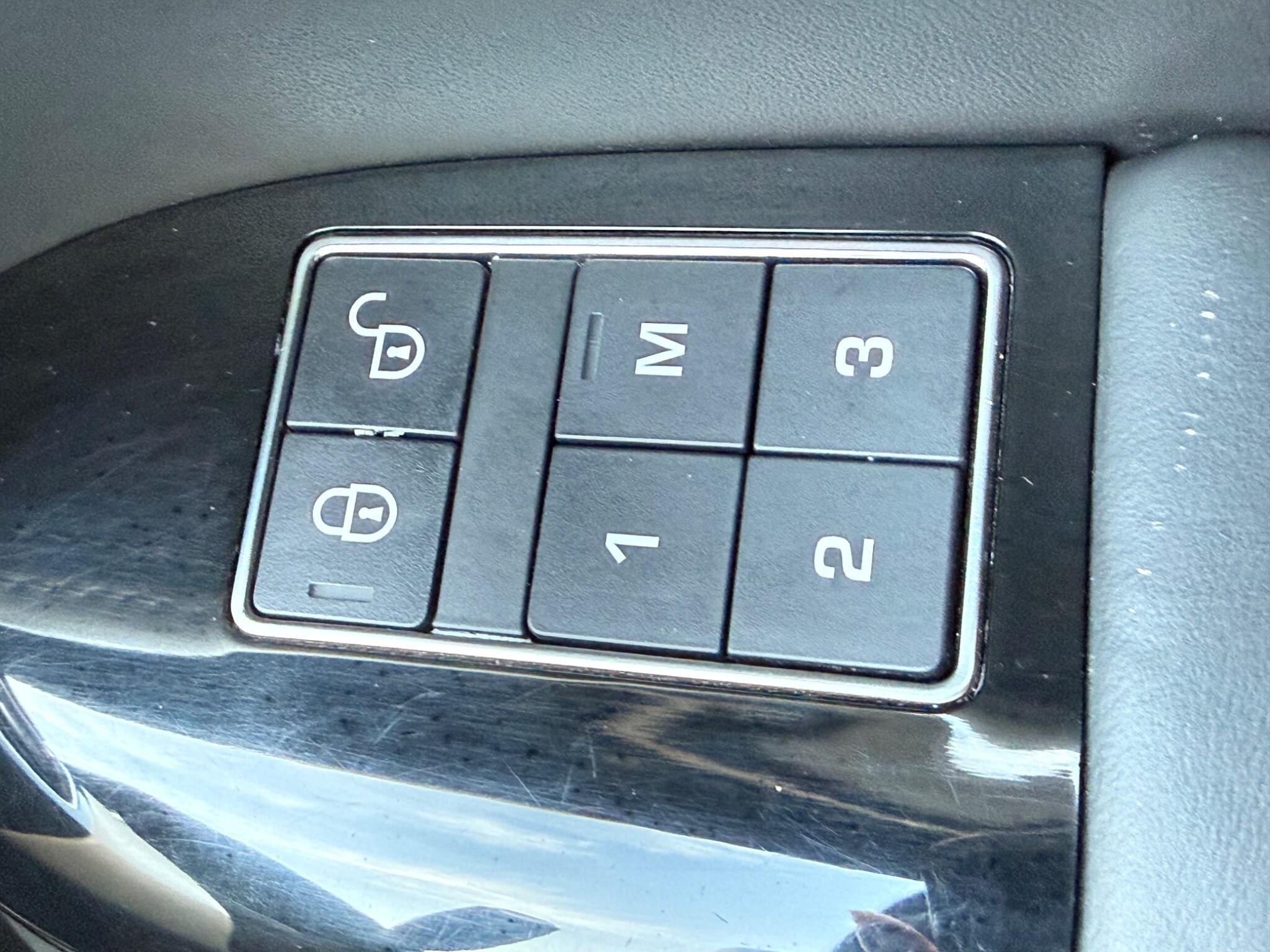 Land Rover RANGE ROVER SPORT - Image 58