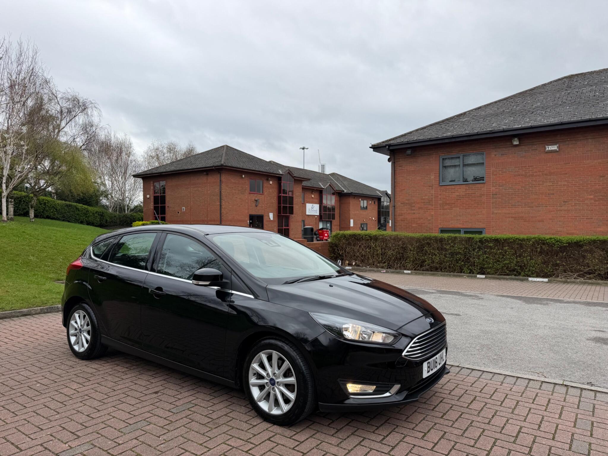 Ford Focus - Image 2