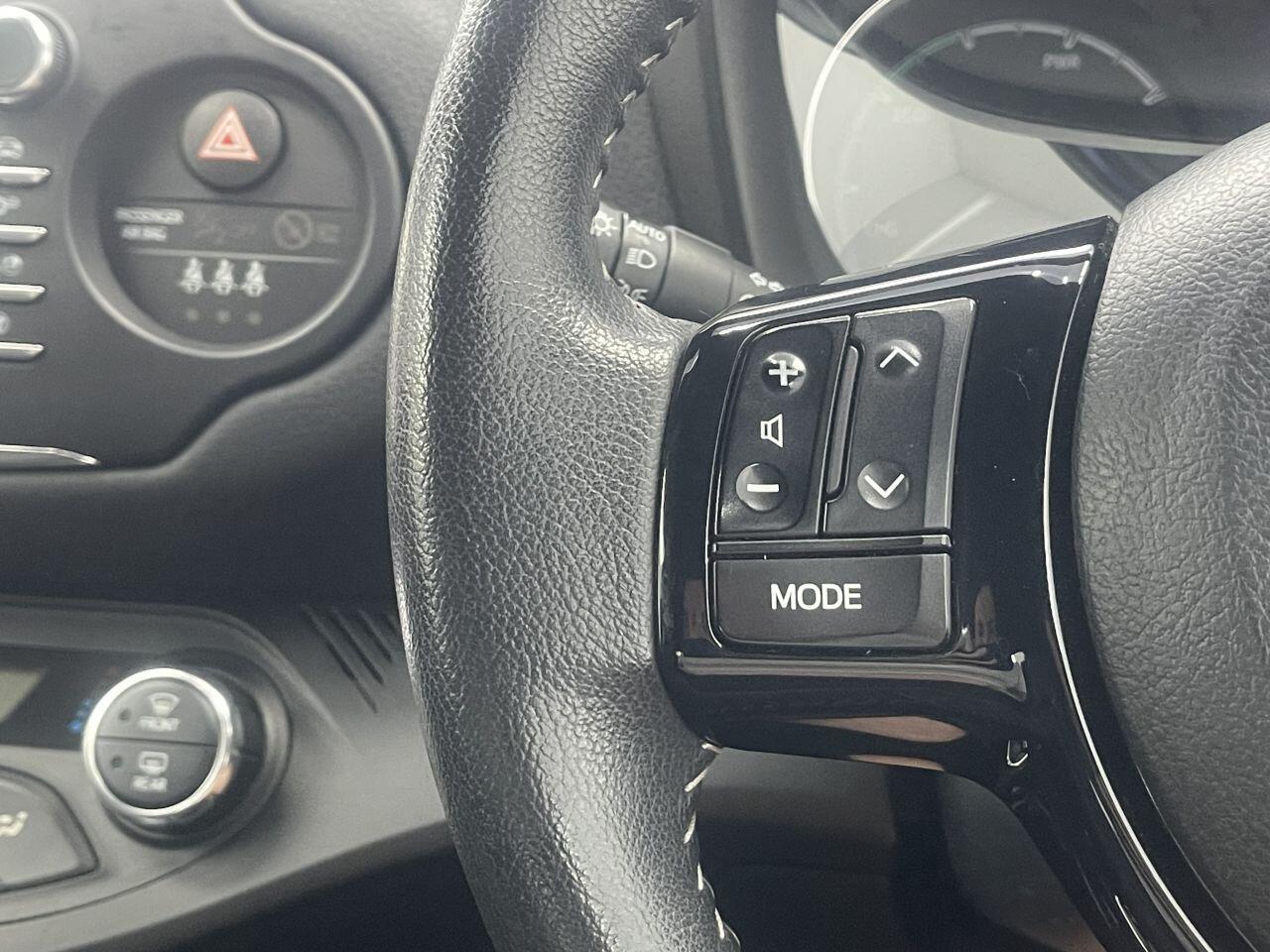 Toyota Yaris - Image 23