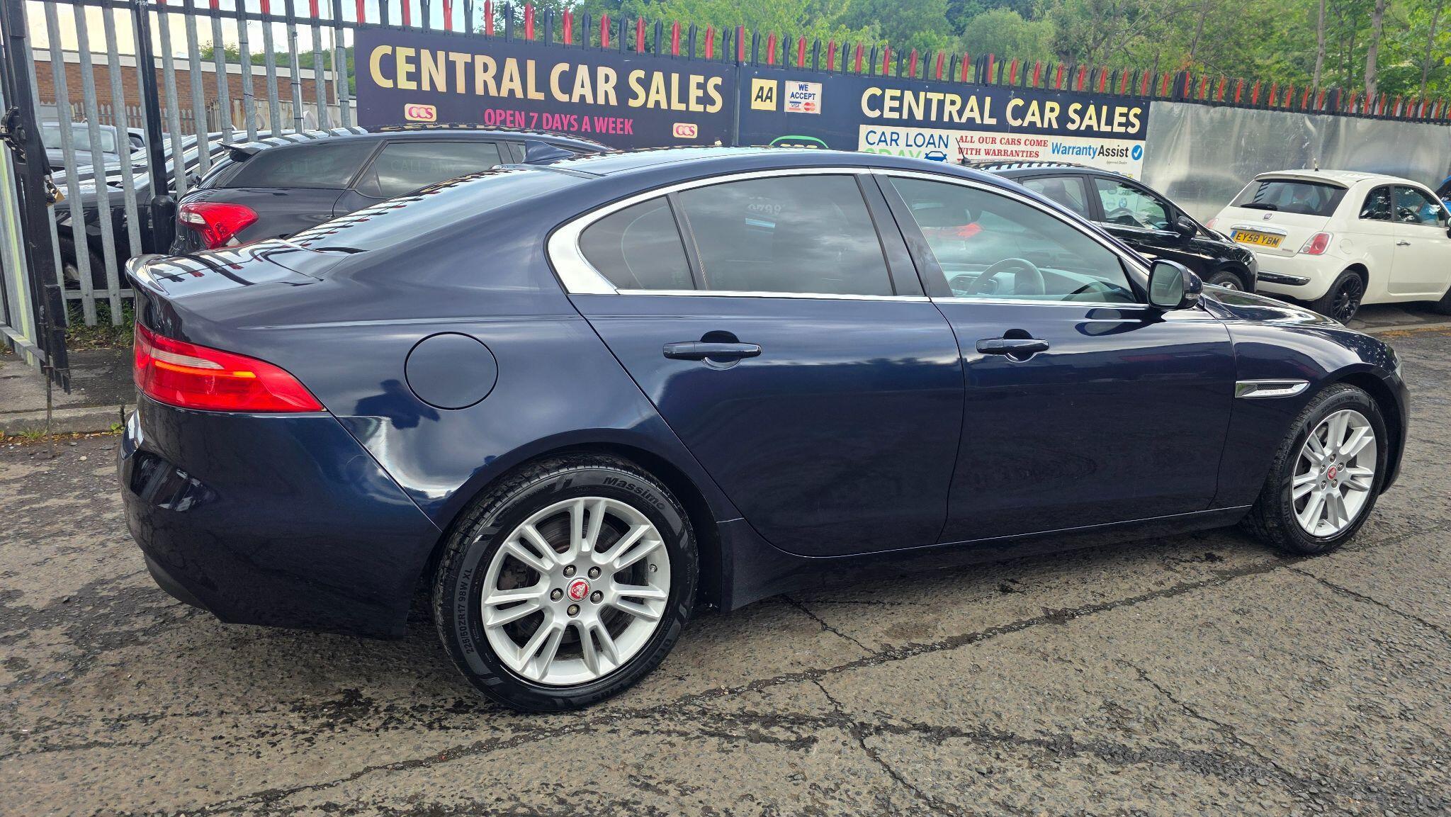 Jaguar XE - Image 9