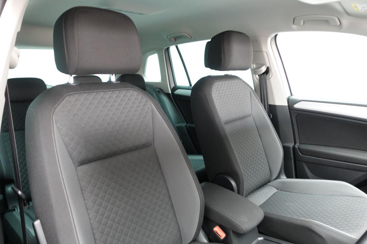 Volkswagen Tiguan - Image 3