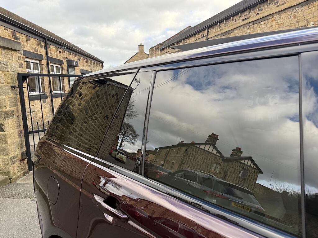 Land Rover Range Rover - Image 32