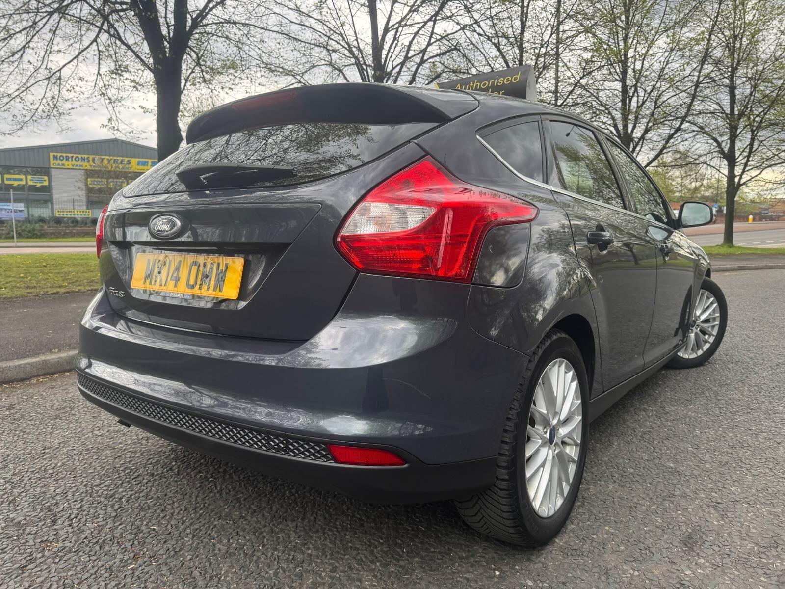 Ford Focus - Image 8