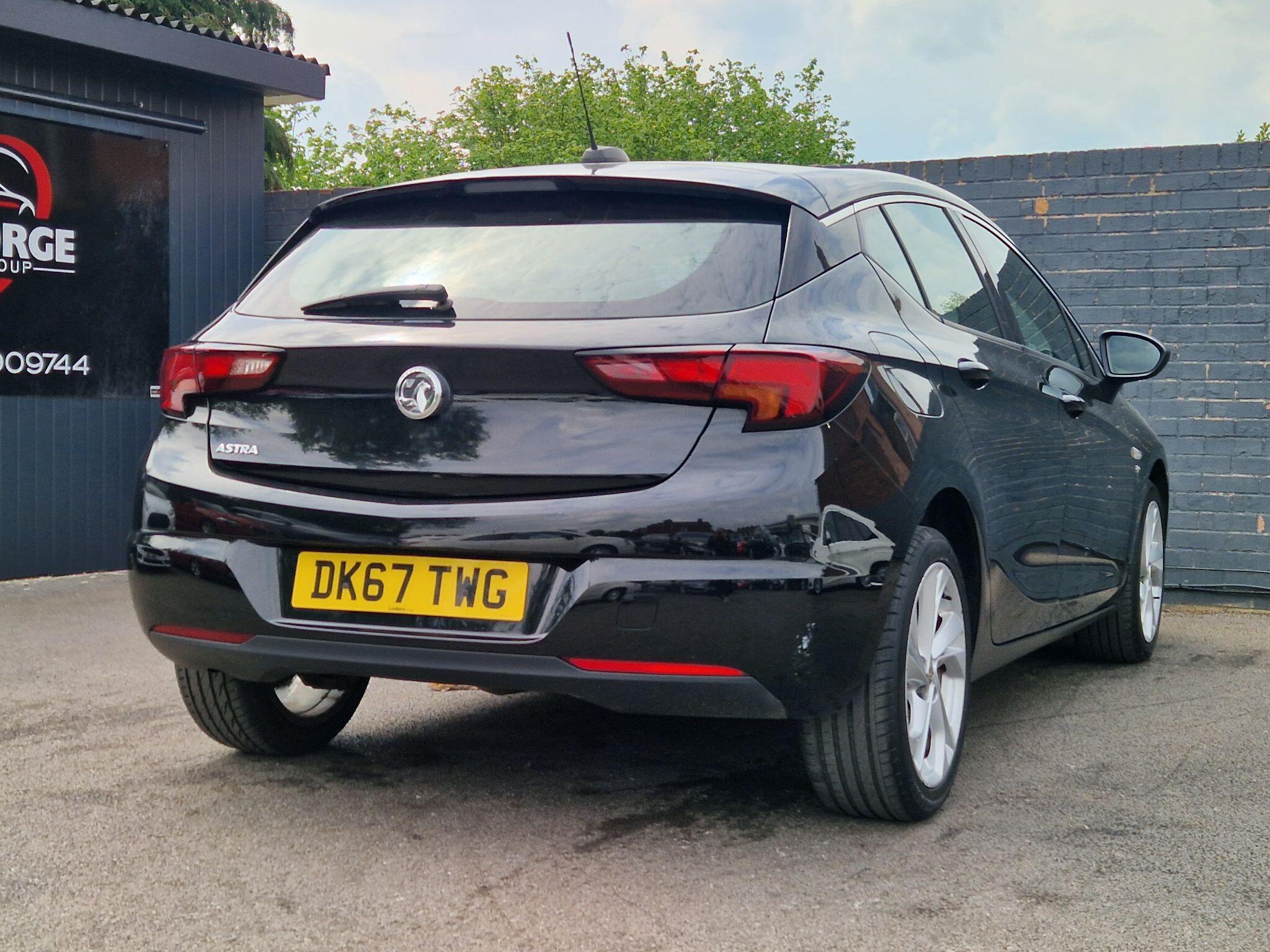 Vauxhall Astra - Image 25