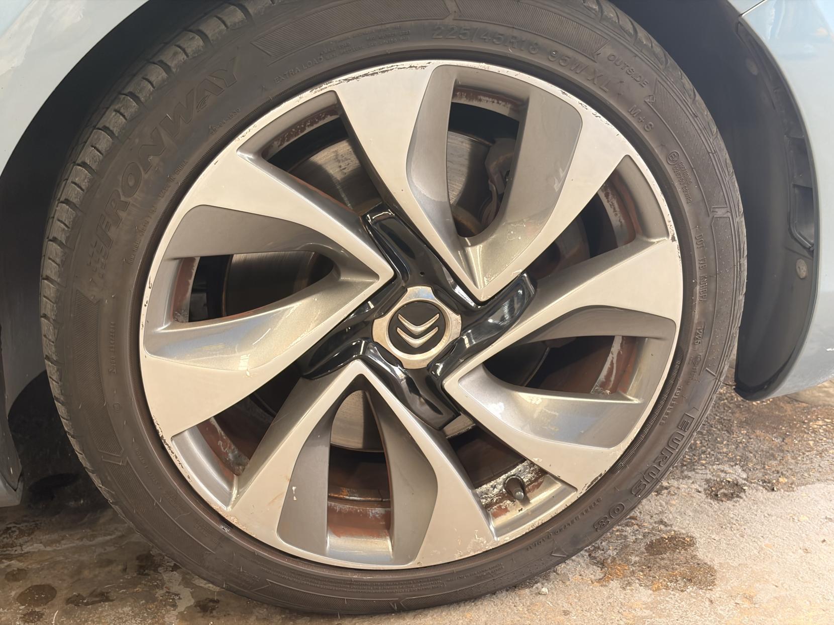 Citroen DS5 - Image 17