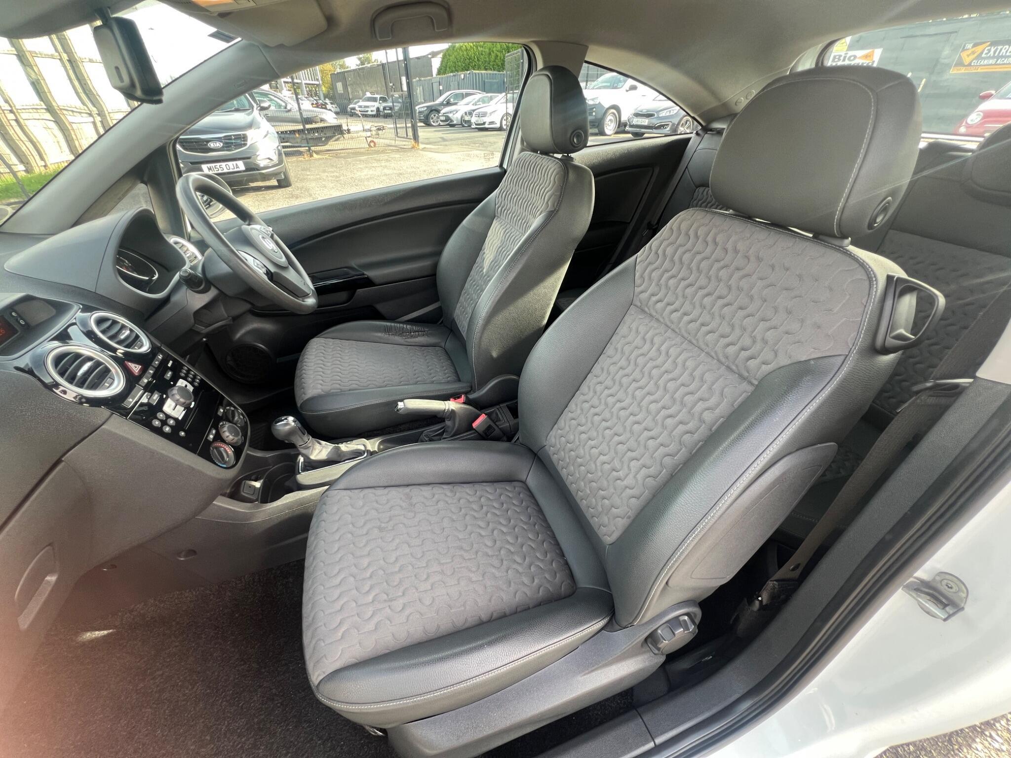 Vauxhall Corsa - Image 18