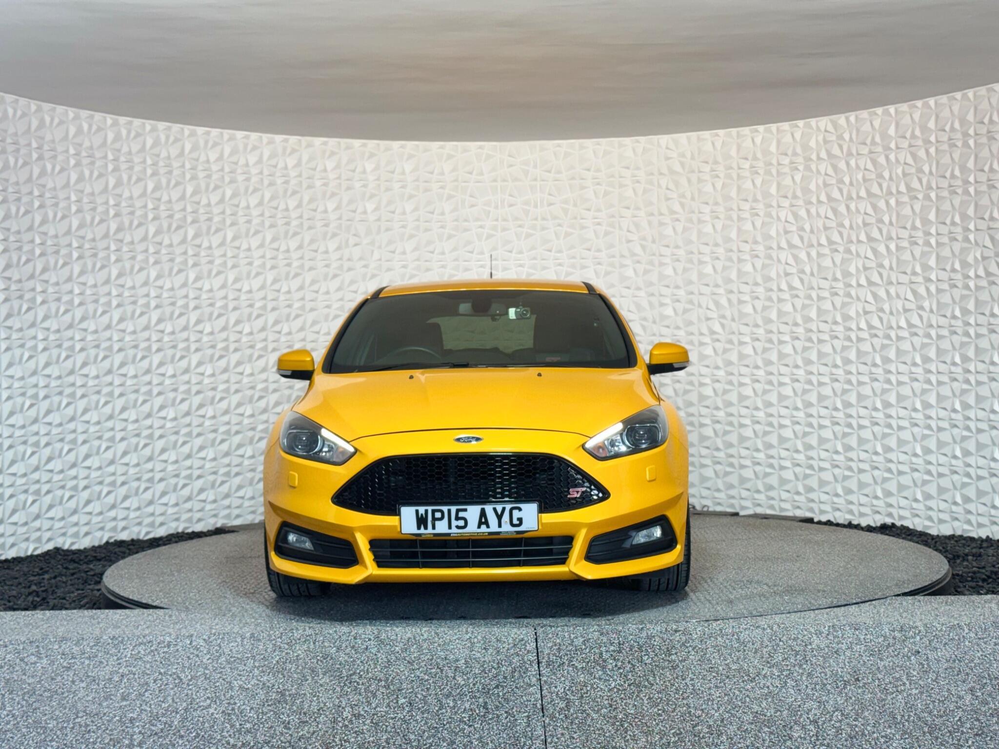 Ford Focus - Image 4