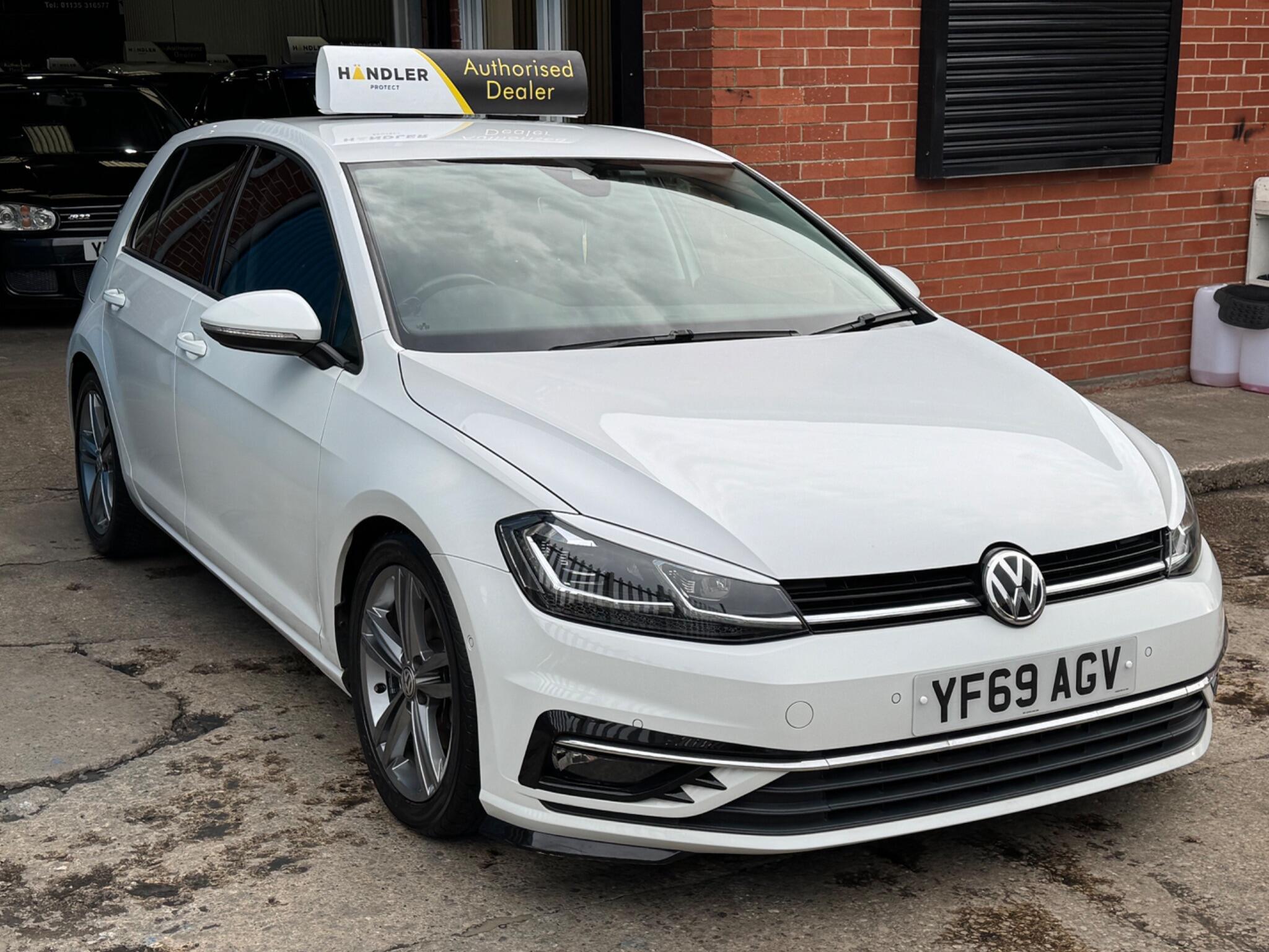 Volkswagen Golf - Image 12