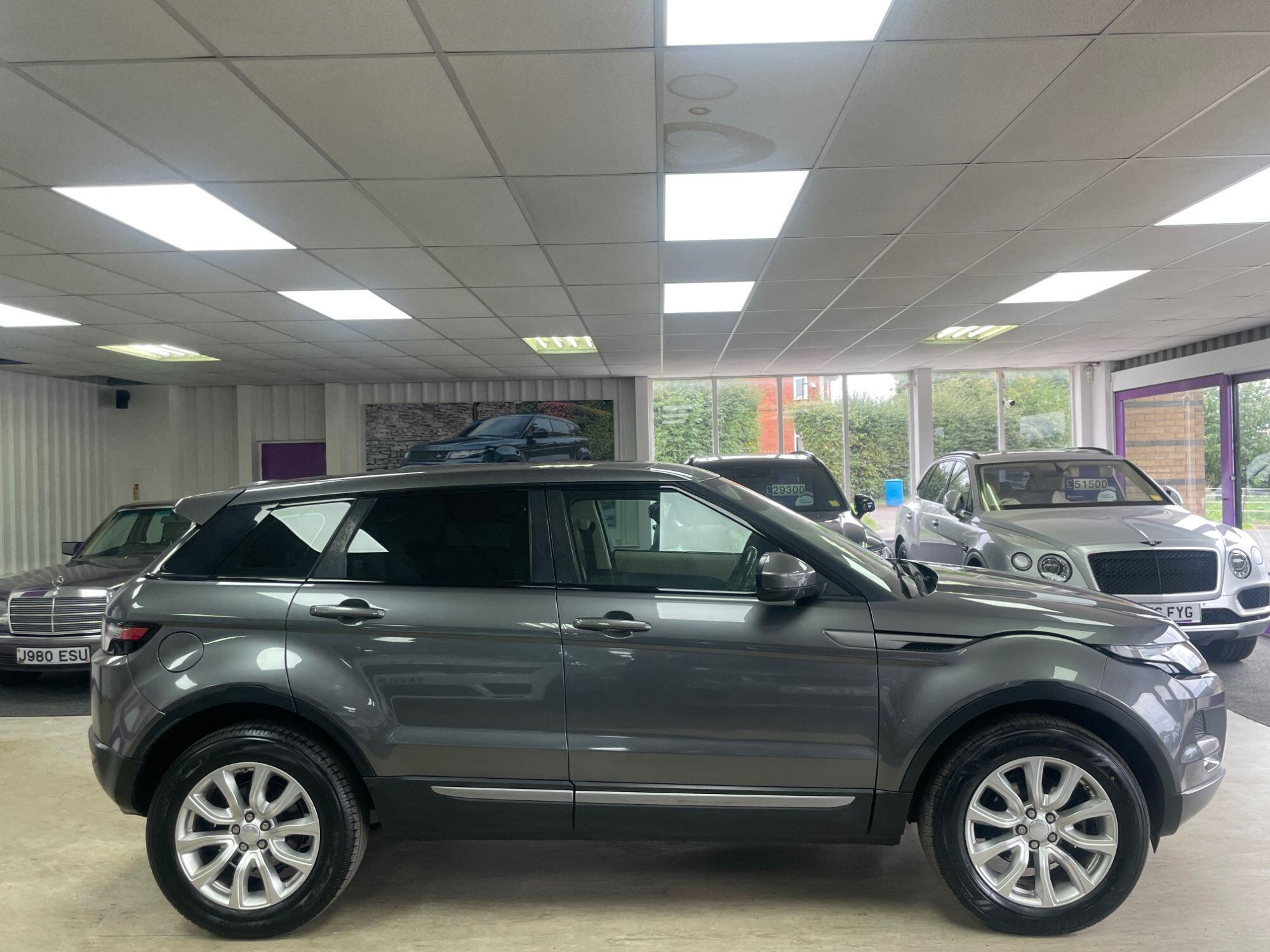 Land Rover Range Rover Evoque - Image 10