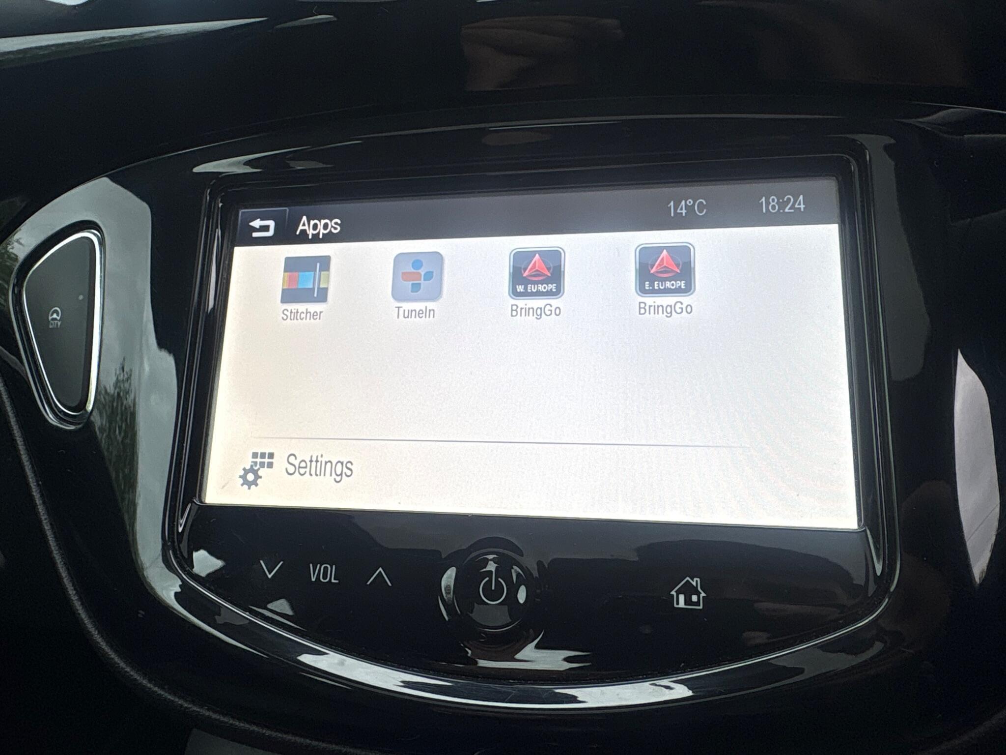 Vauxhall ADAM - Image 32