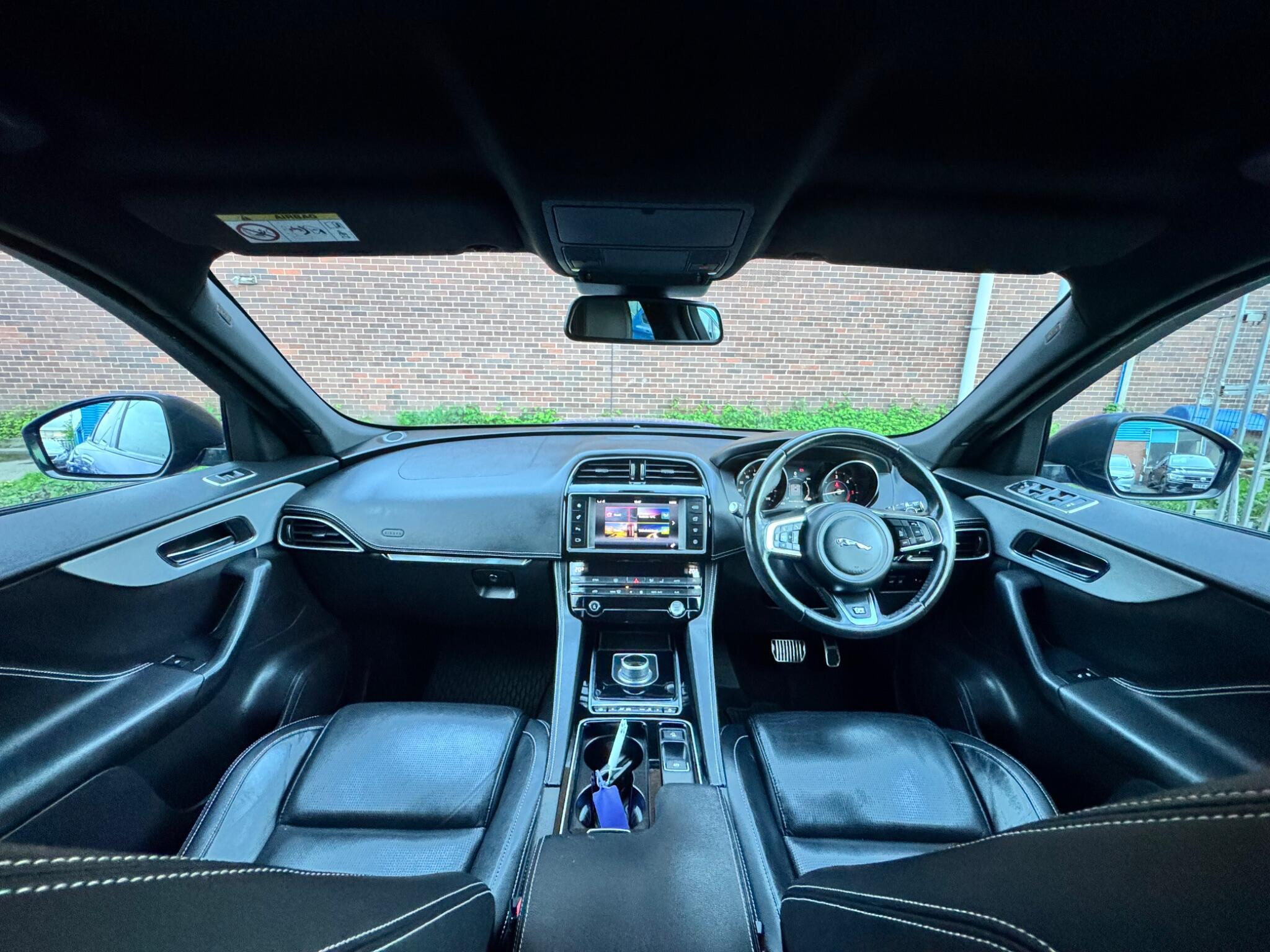 Jaguar F-Pace - Image 3