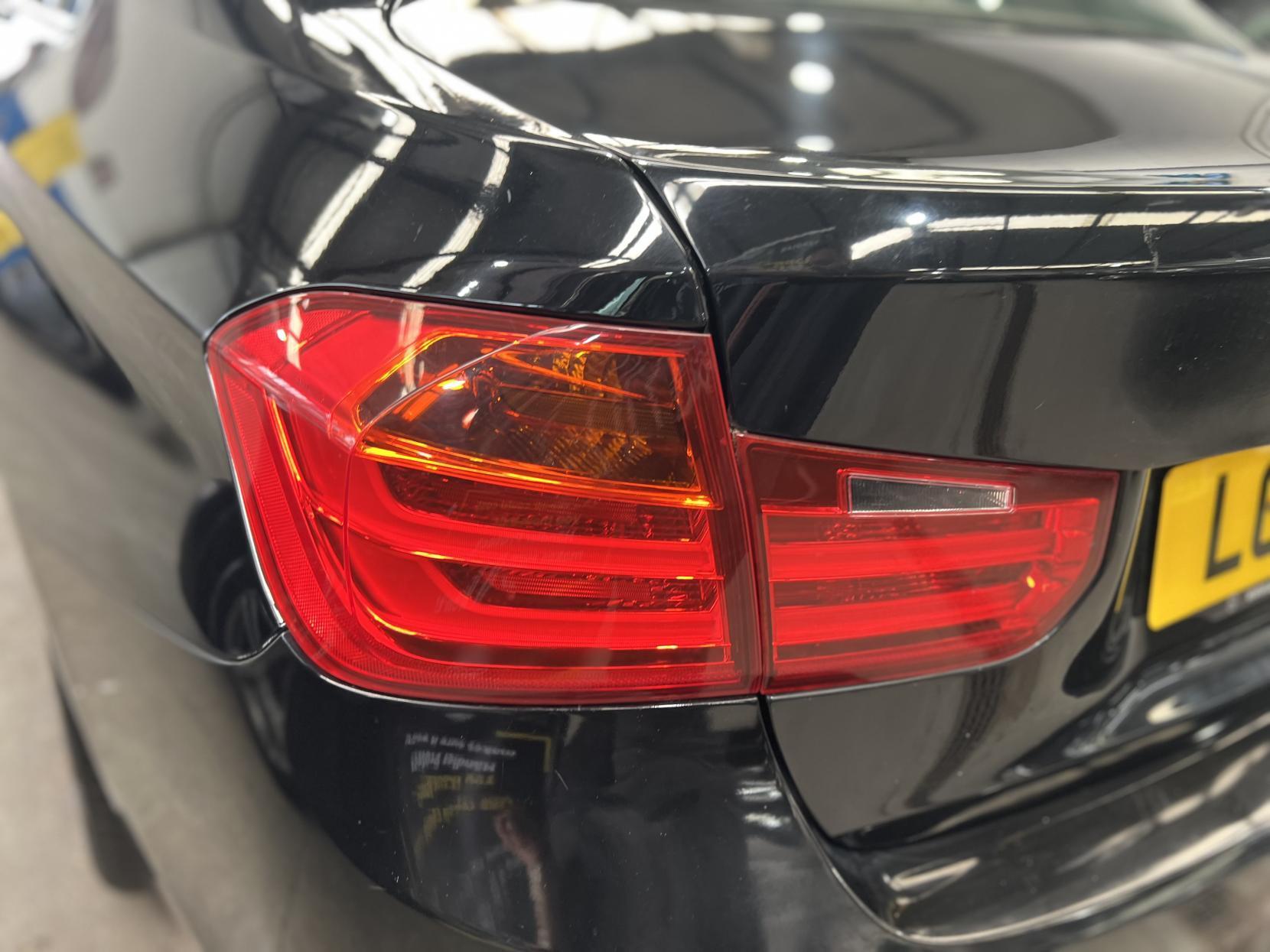 BMW 3 Series - Image 9