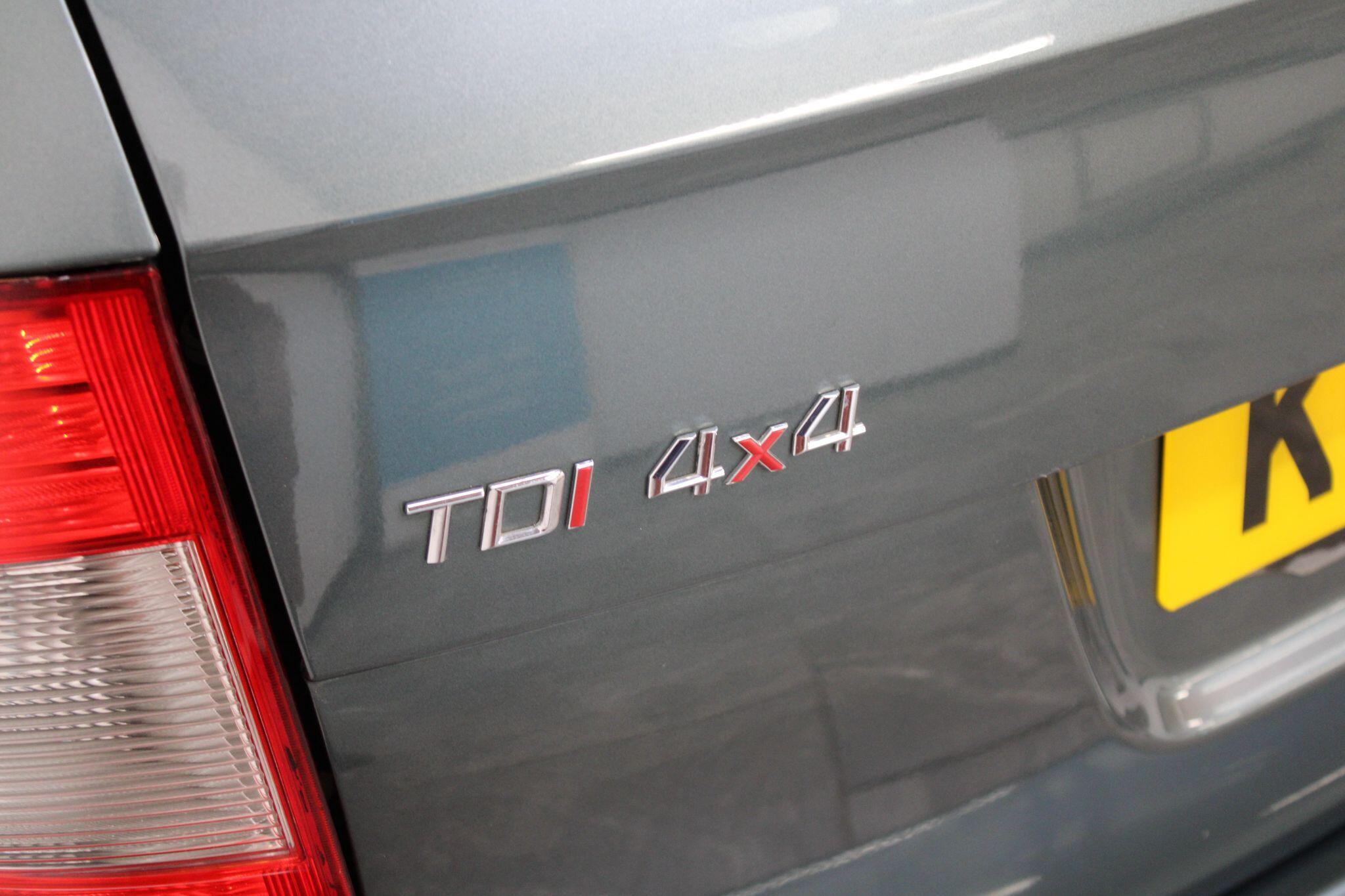 Skoda Superb - Image 17