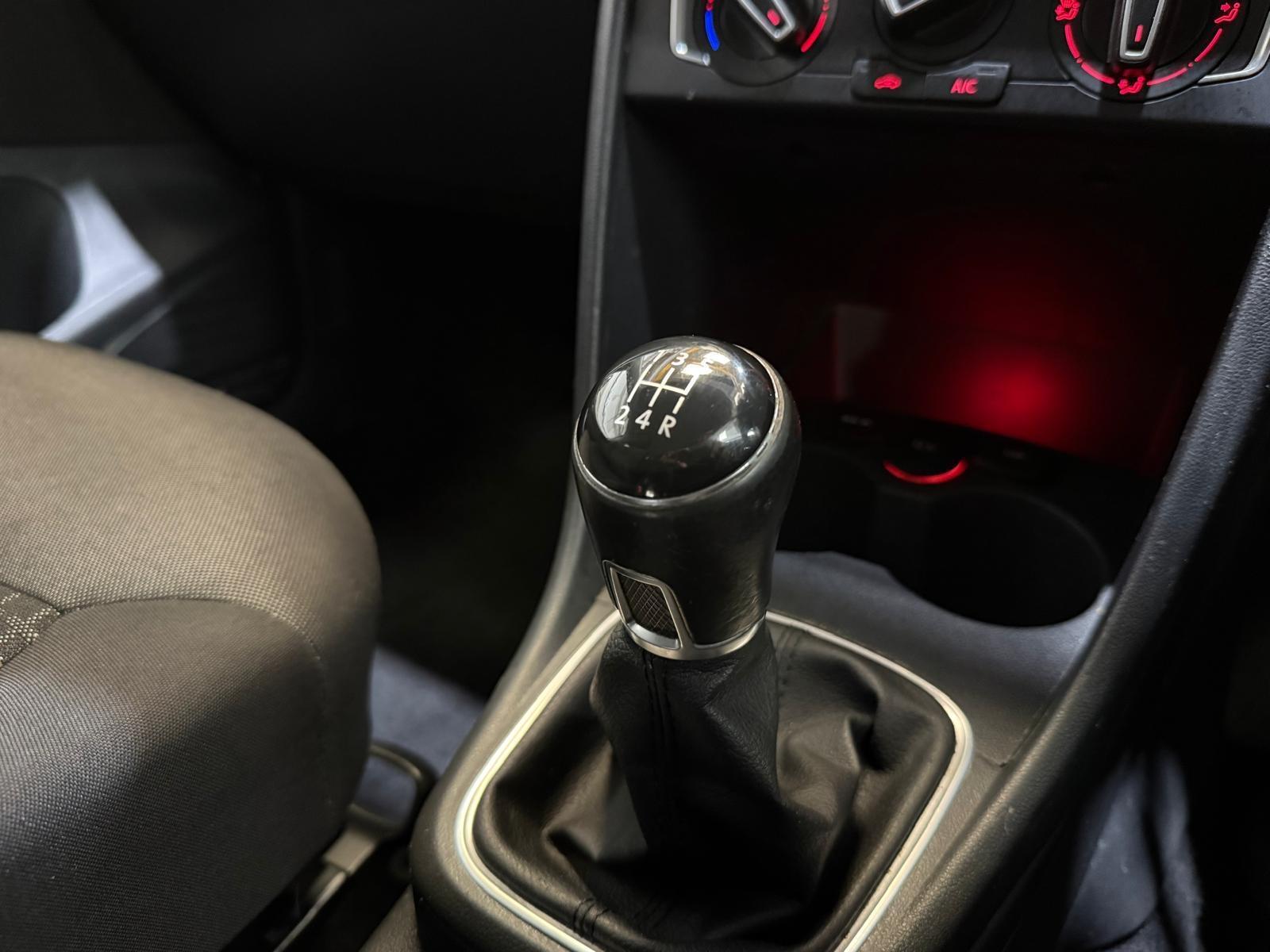 Volkswagen Polo - Image 33