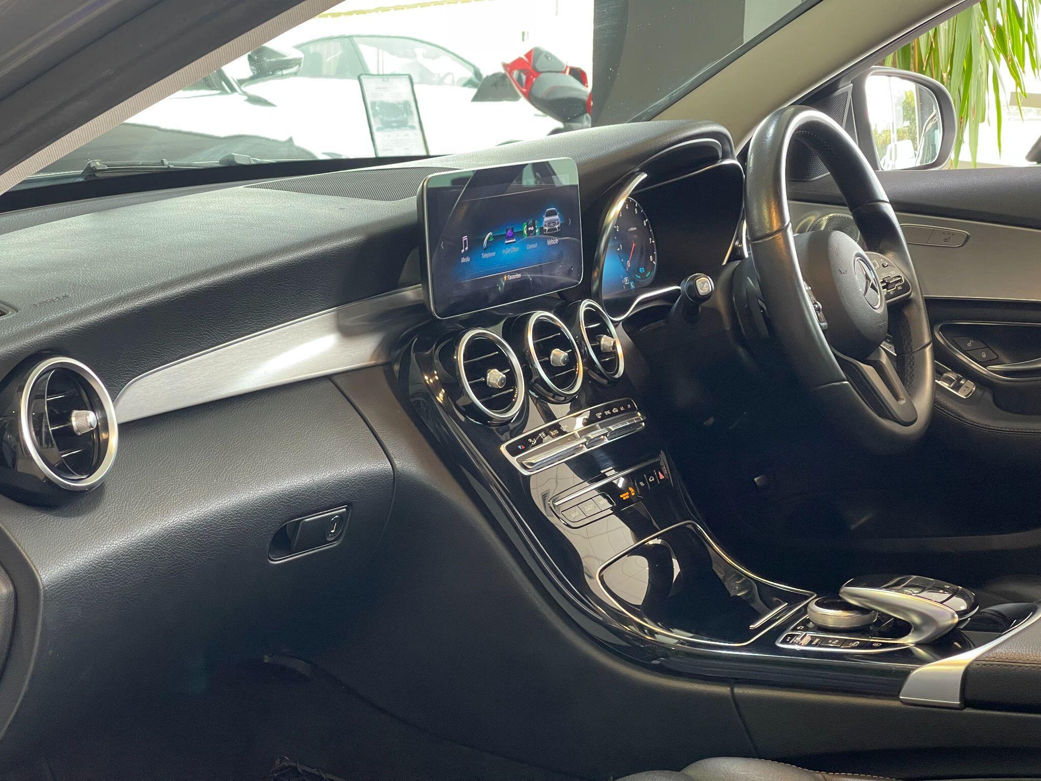 Mercedes C Class - Image 18
