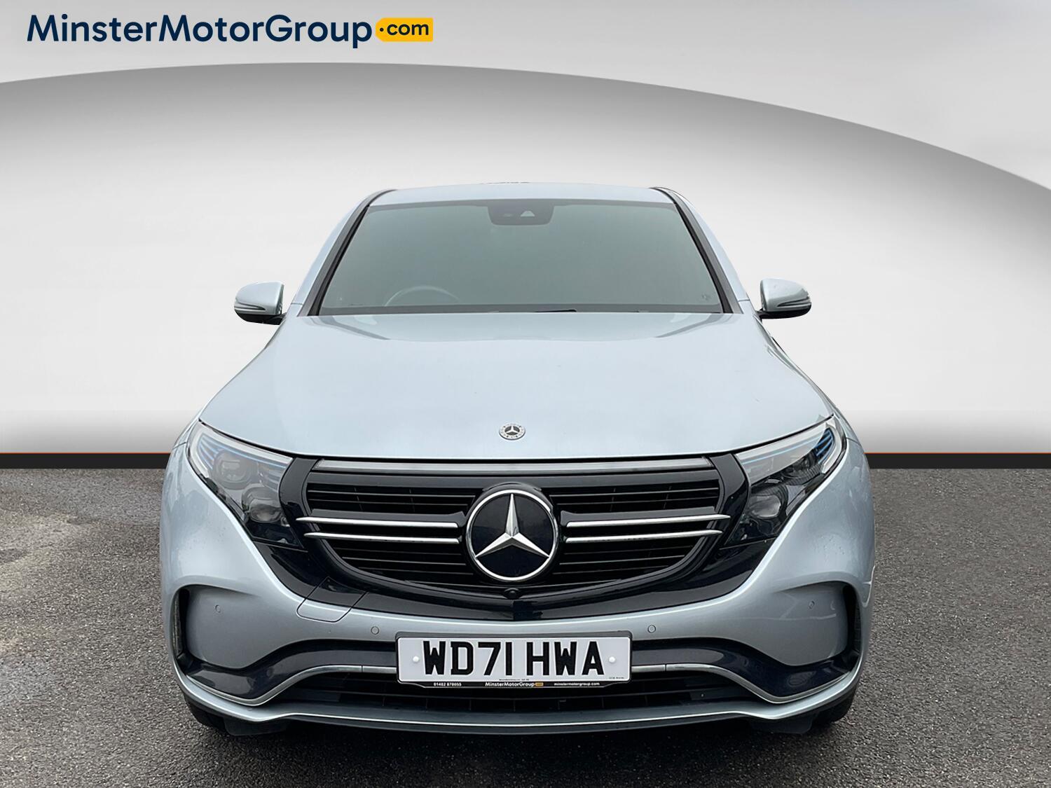 Mercedes Eqc - Image 5