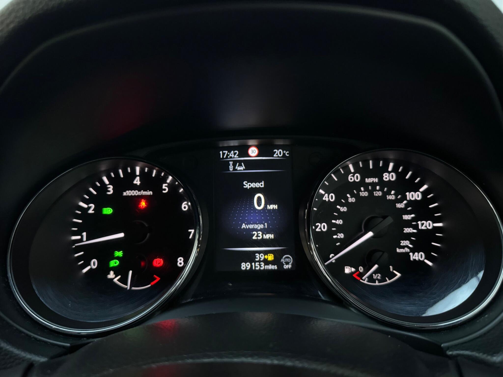 Nissan Qashqai - Image 14