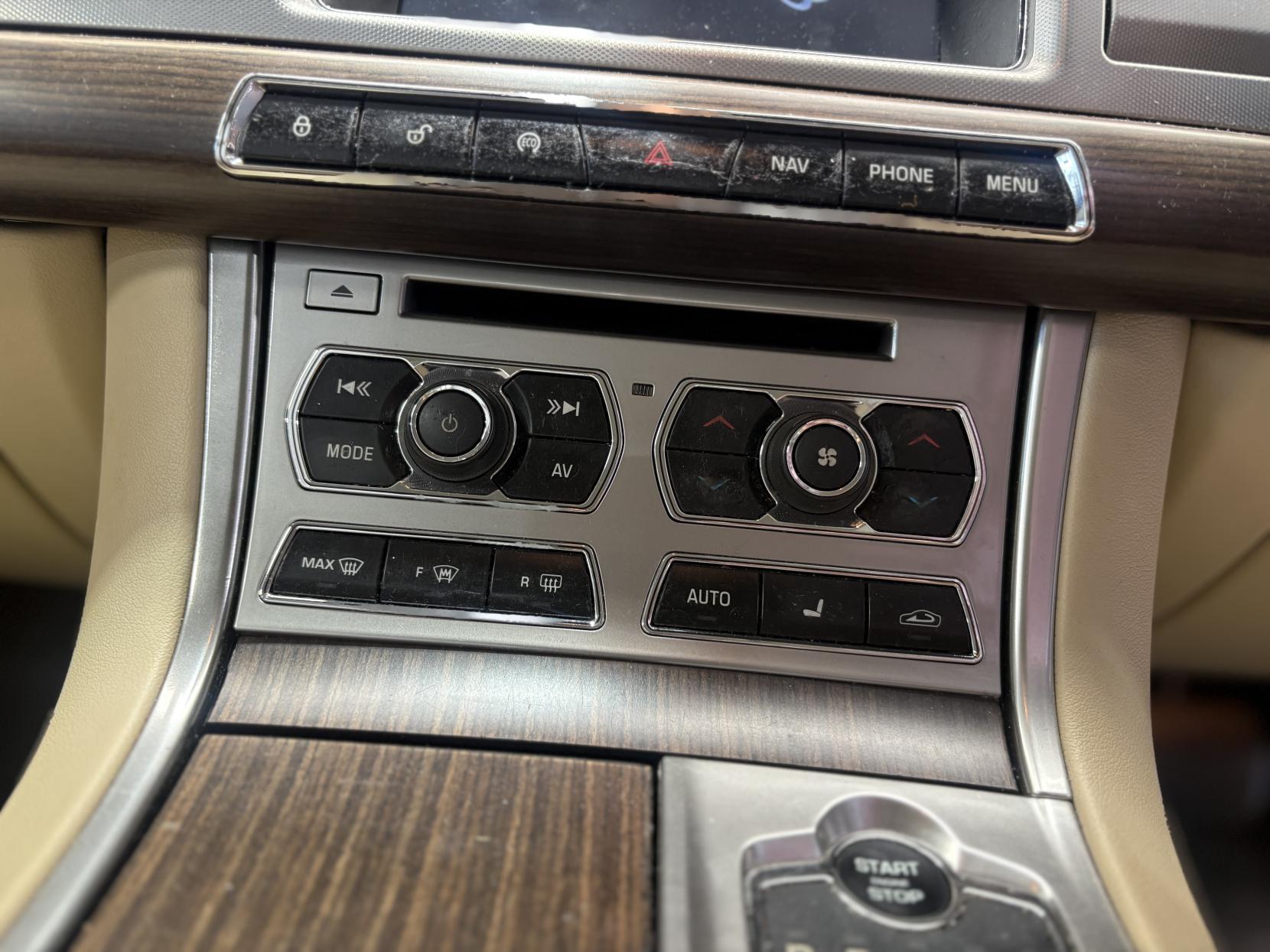 Jaguar XF - Image 17