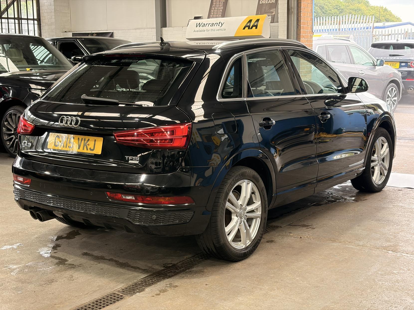 Audi Q3 - Image 8