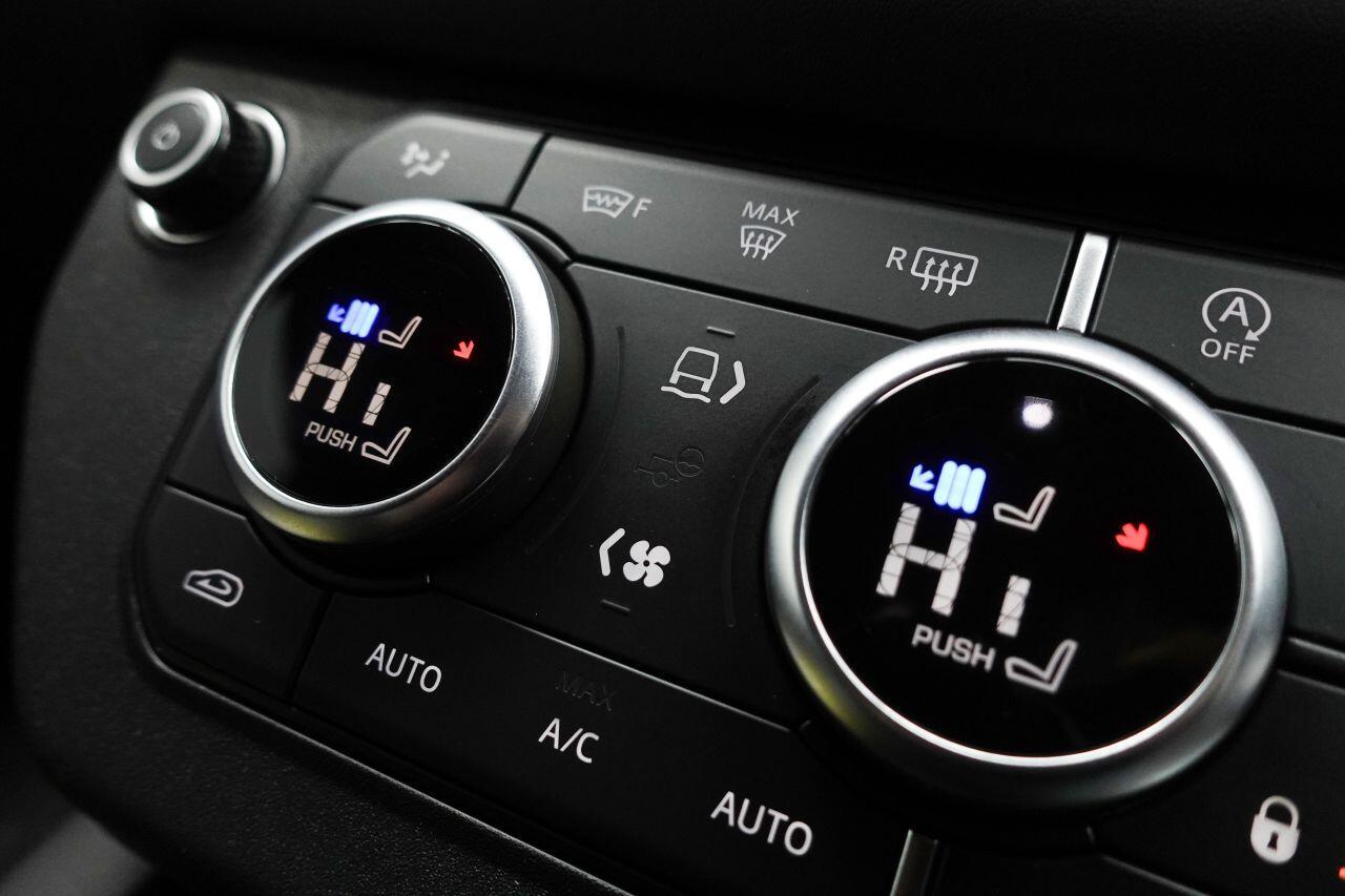 Land Rover Defender 110 - Image 77